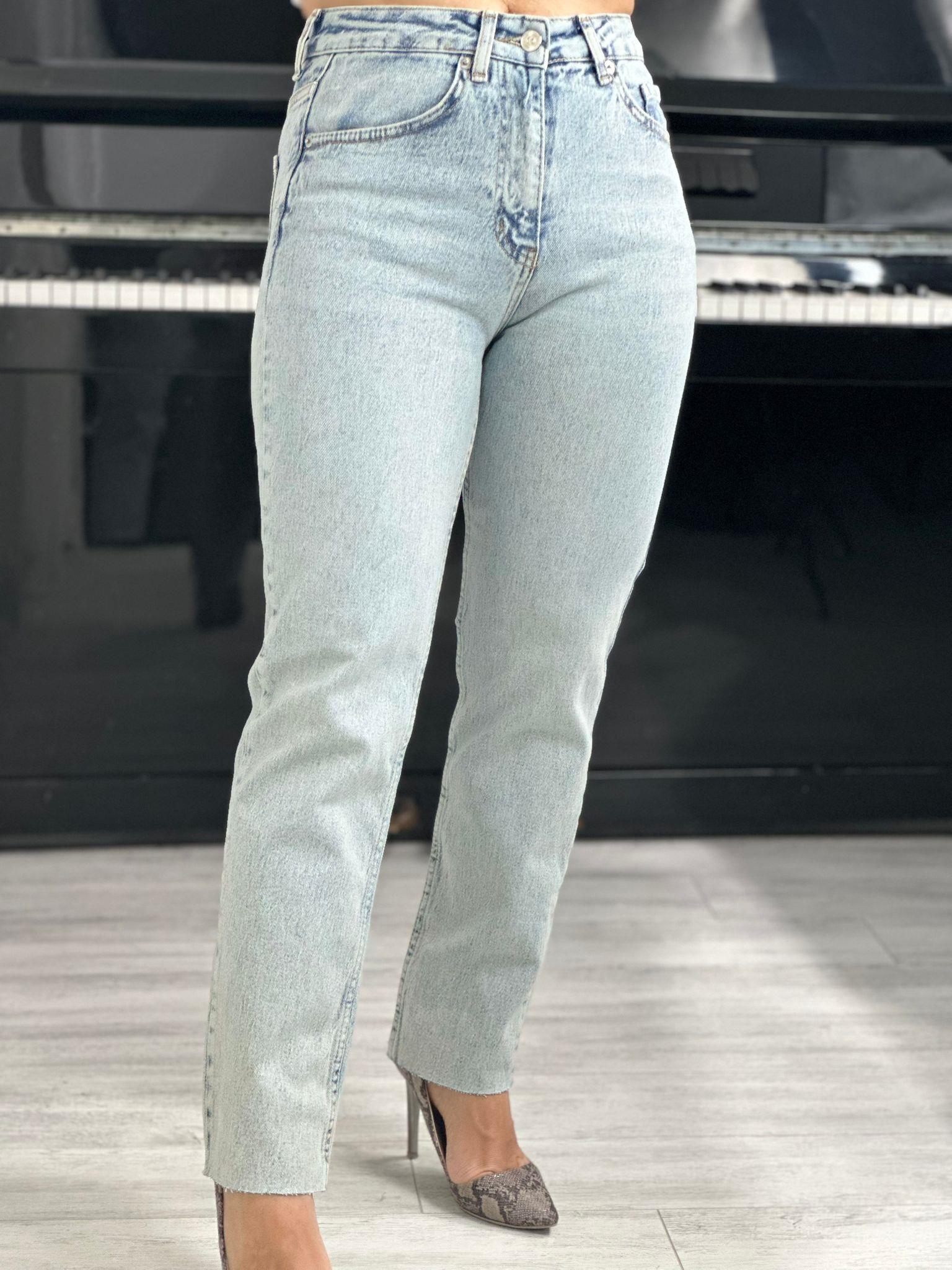 Taşlanmış Açık Mavi Zr Jean Pantolon
