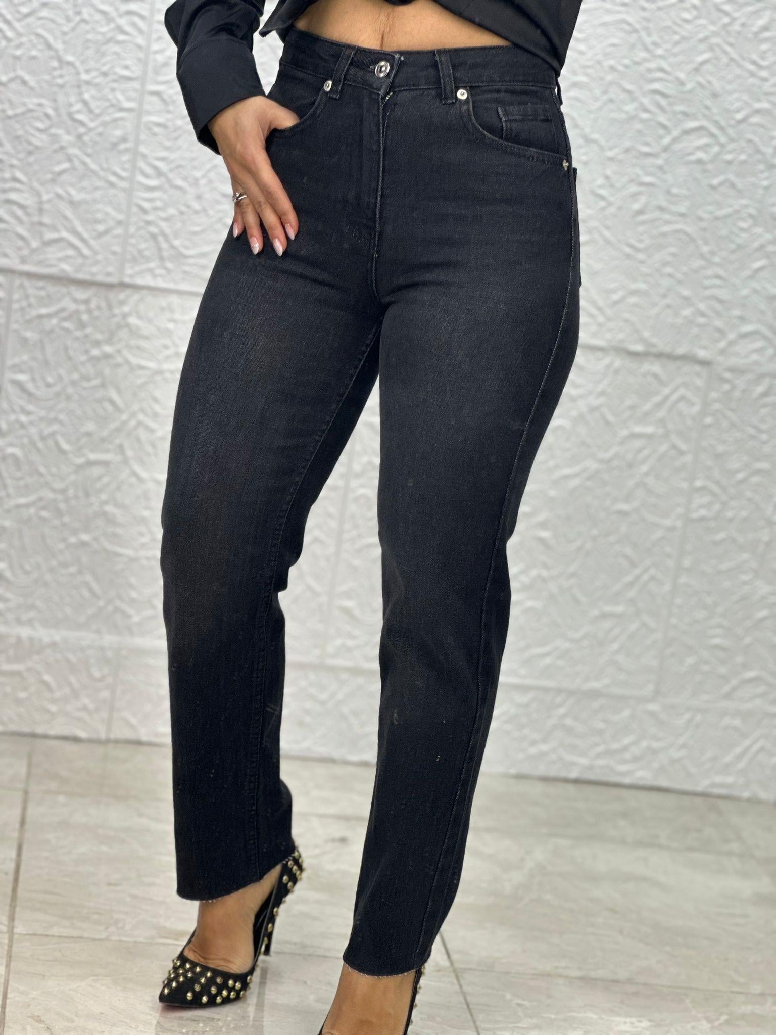 Taşlanmış Siyah Zr Jean Pantolon