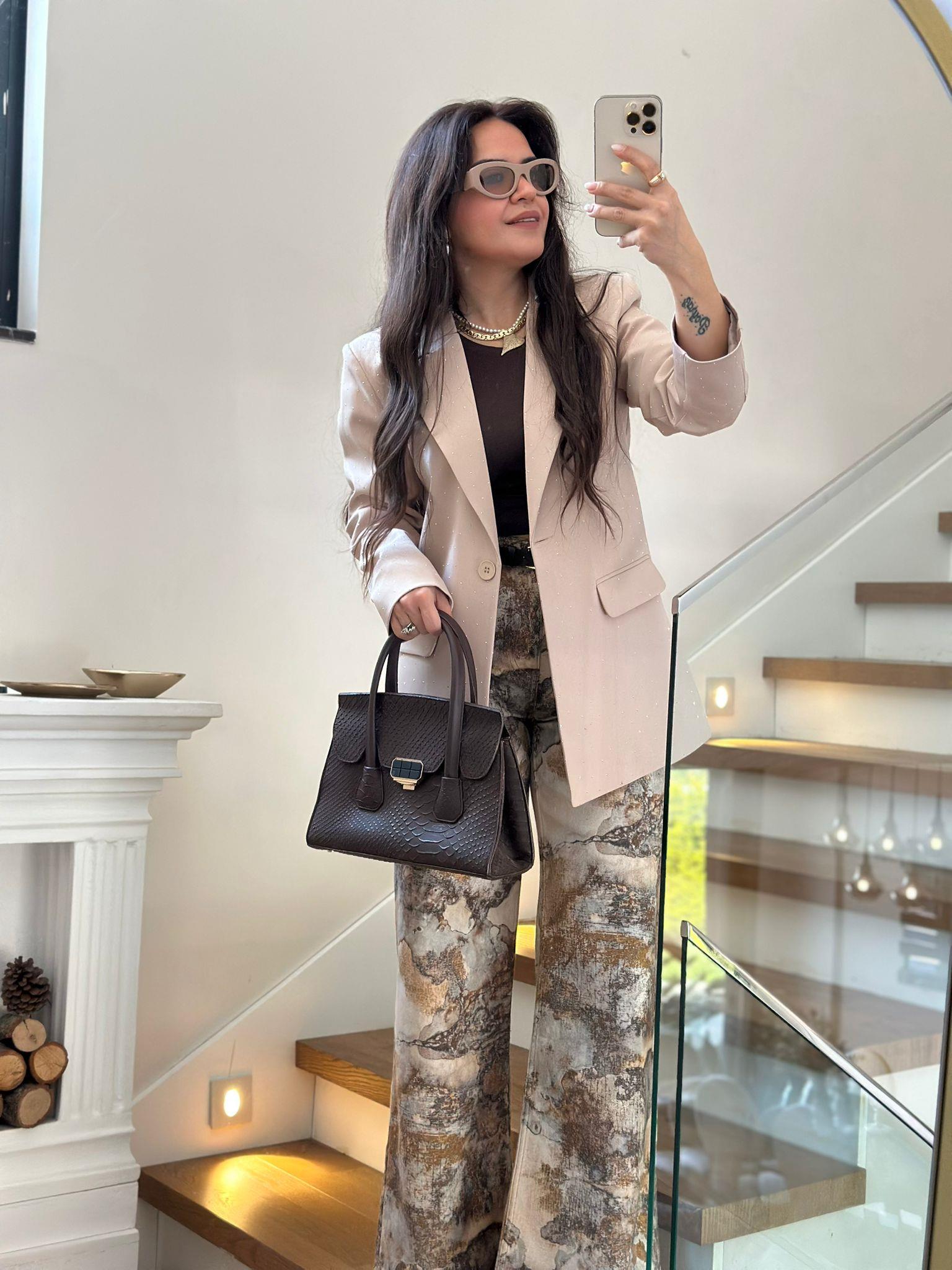 Taşlı Bej Blazer Ceket