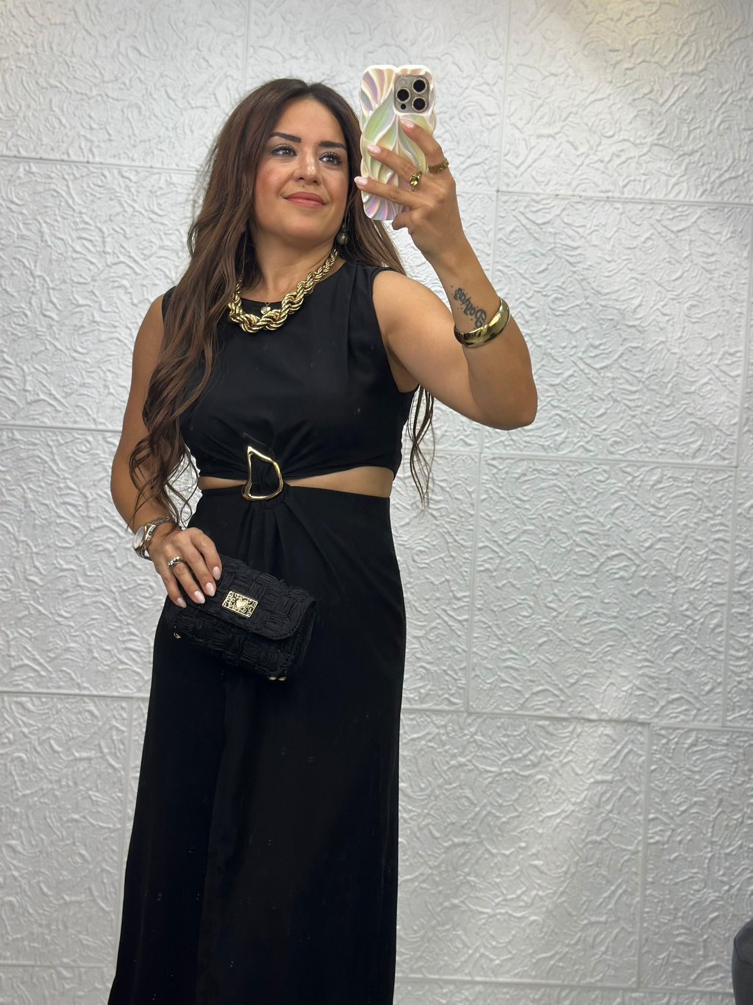 Tokalı Siyah Elbise