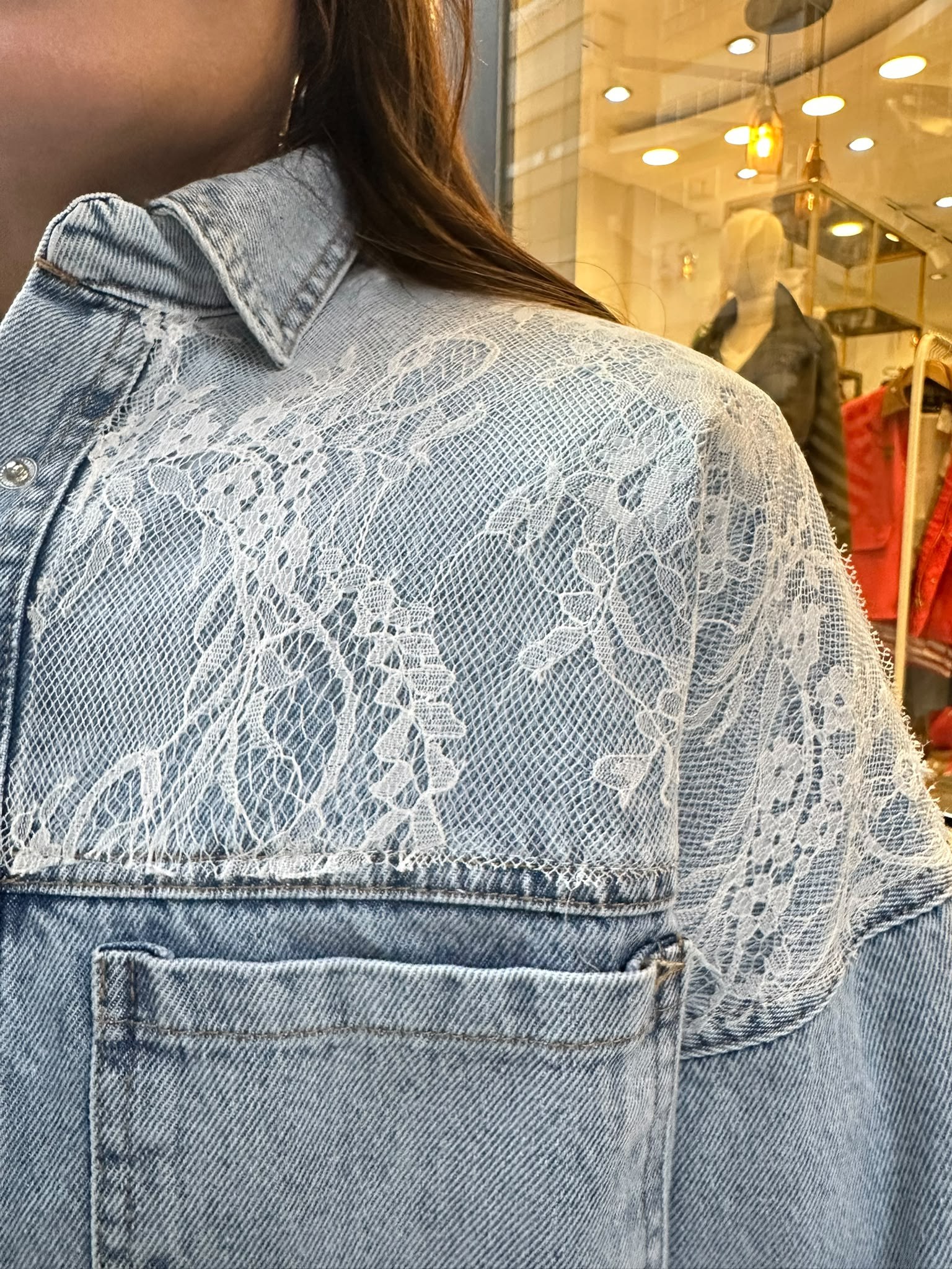 Tül Detaylı Mavi Denim Ceket