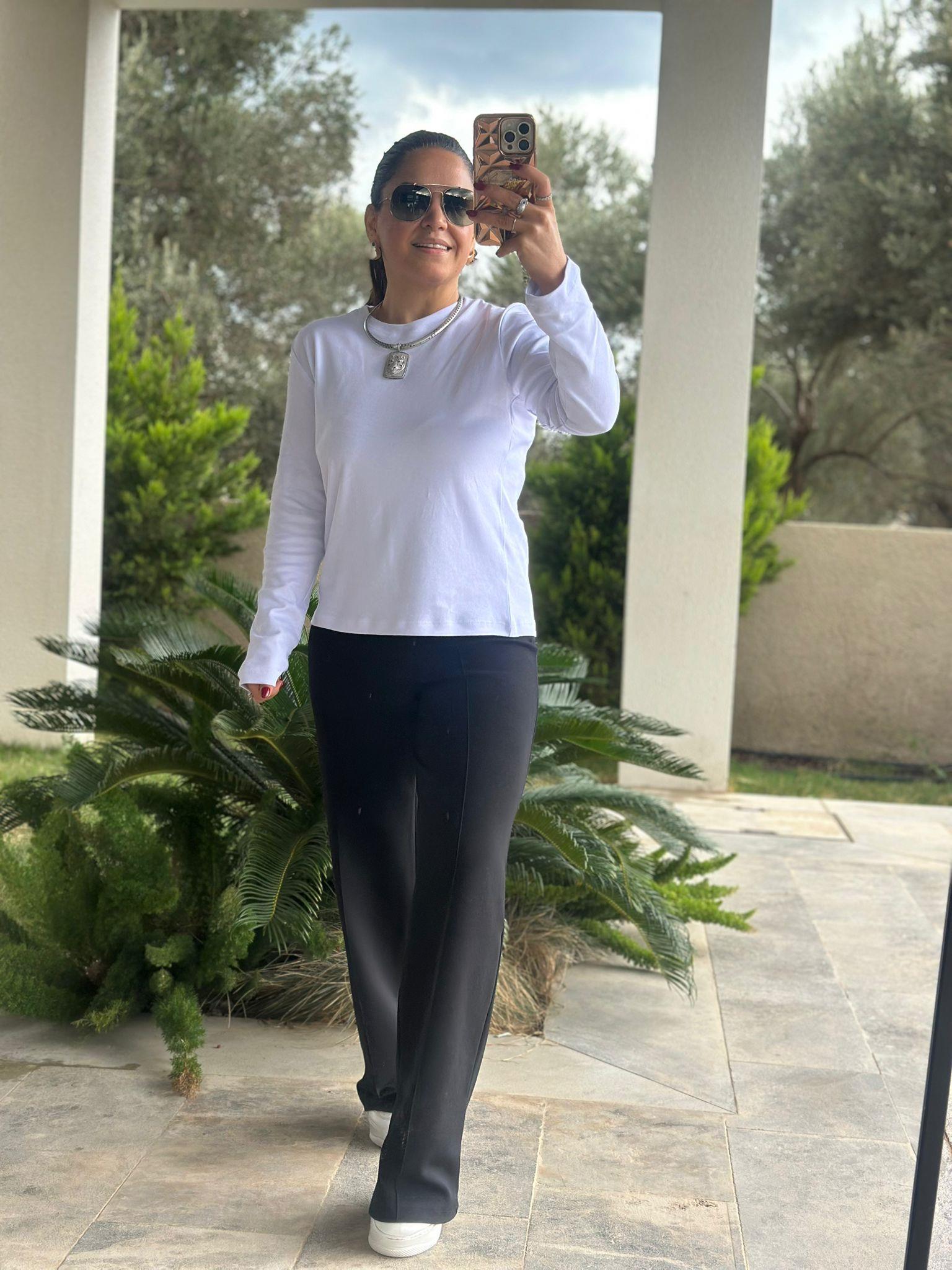 V Yaka Beyaz Body