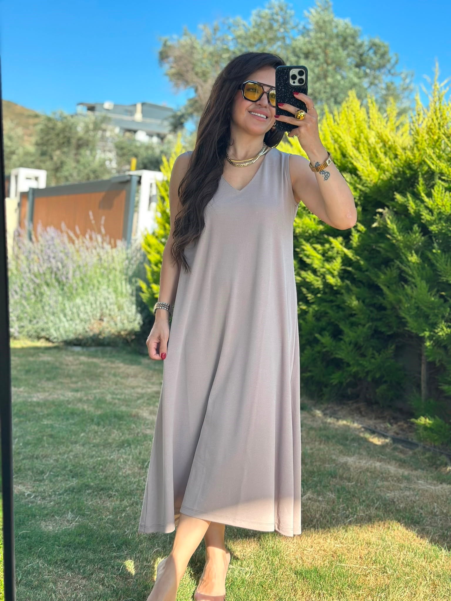 V Yaka Krem Modal Elbise