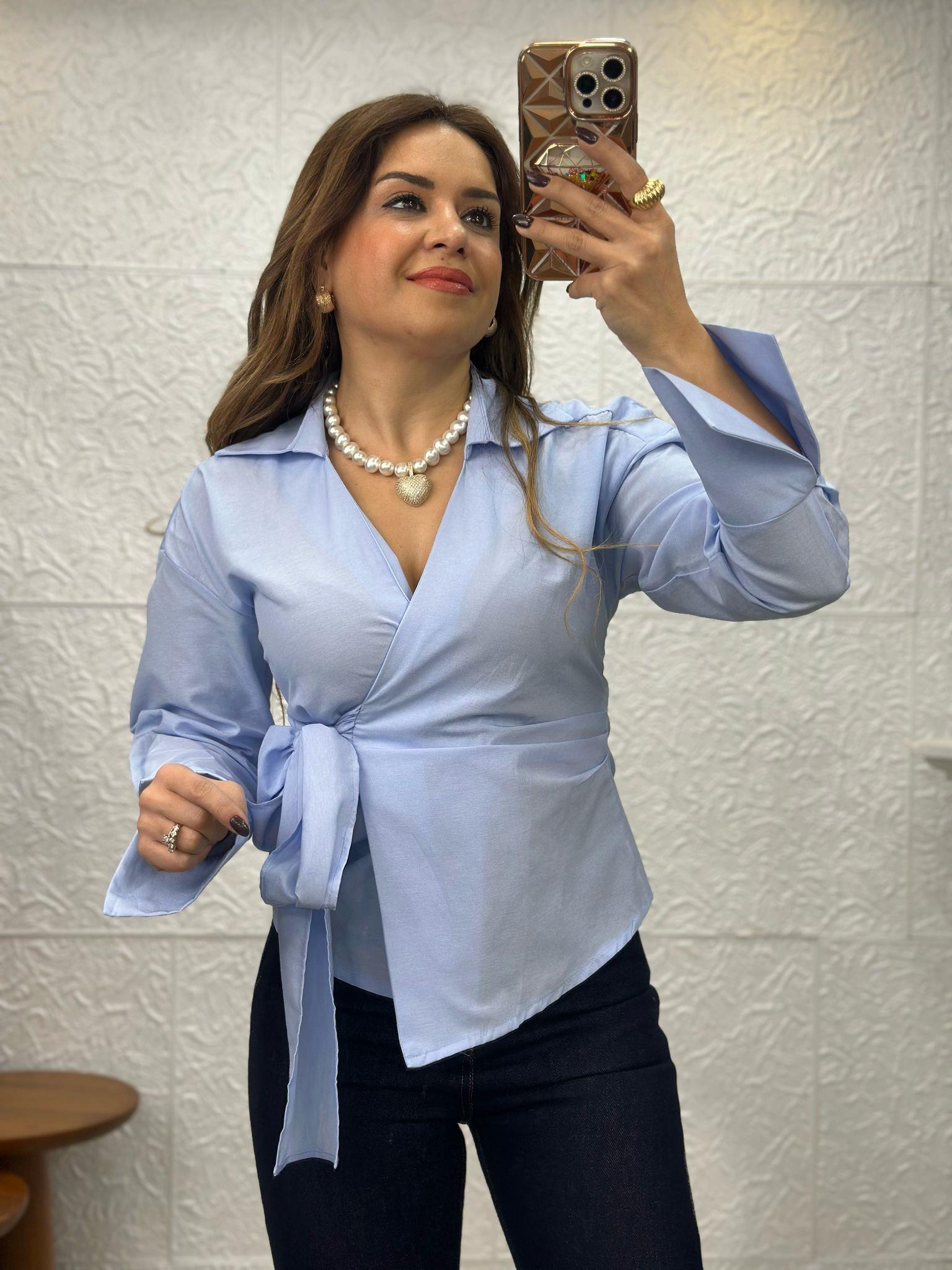 Yandan Bağlamalı Mavi Bluz Gömlek