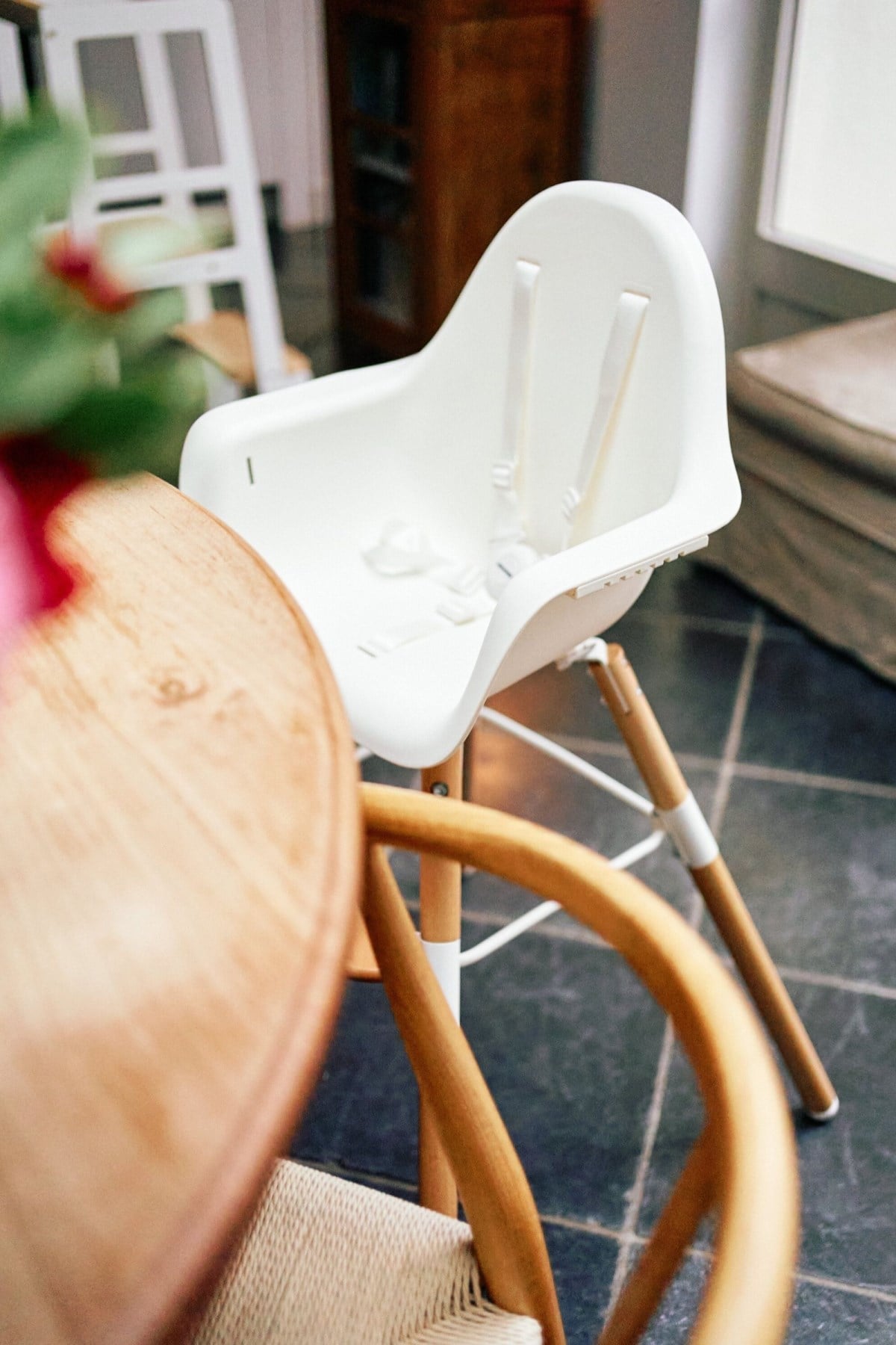Child Home / Evolu 2 Mama Sandalyesi, Beyaz Naturel/Beyaz Tepsi) Std