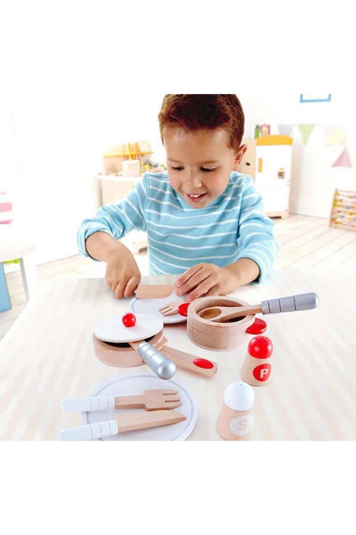 Hape Oyuncak Pişirme ve Servis Seti Çok Renkli