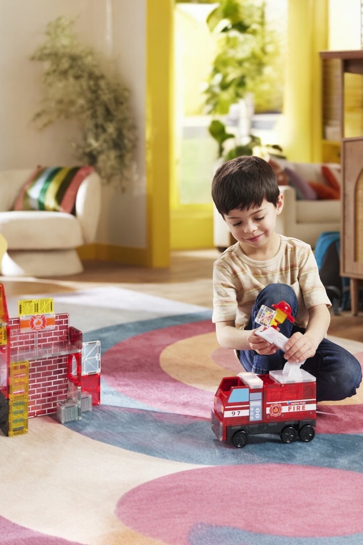MAGNA-TILES® - Fire Station Manyetik Bloklar - 50 Parça Çok Renkli