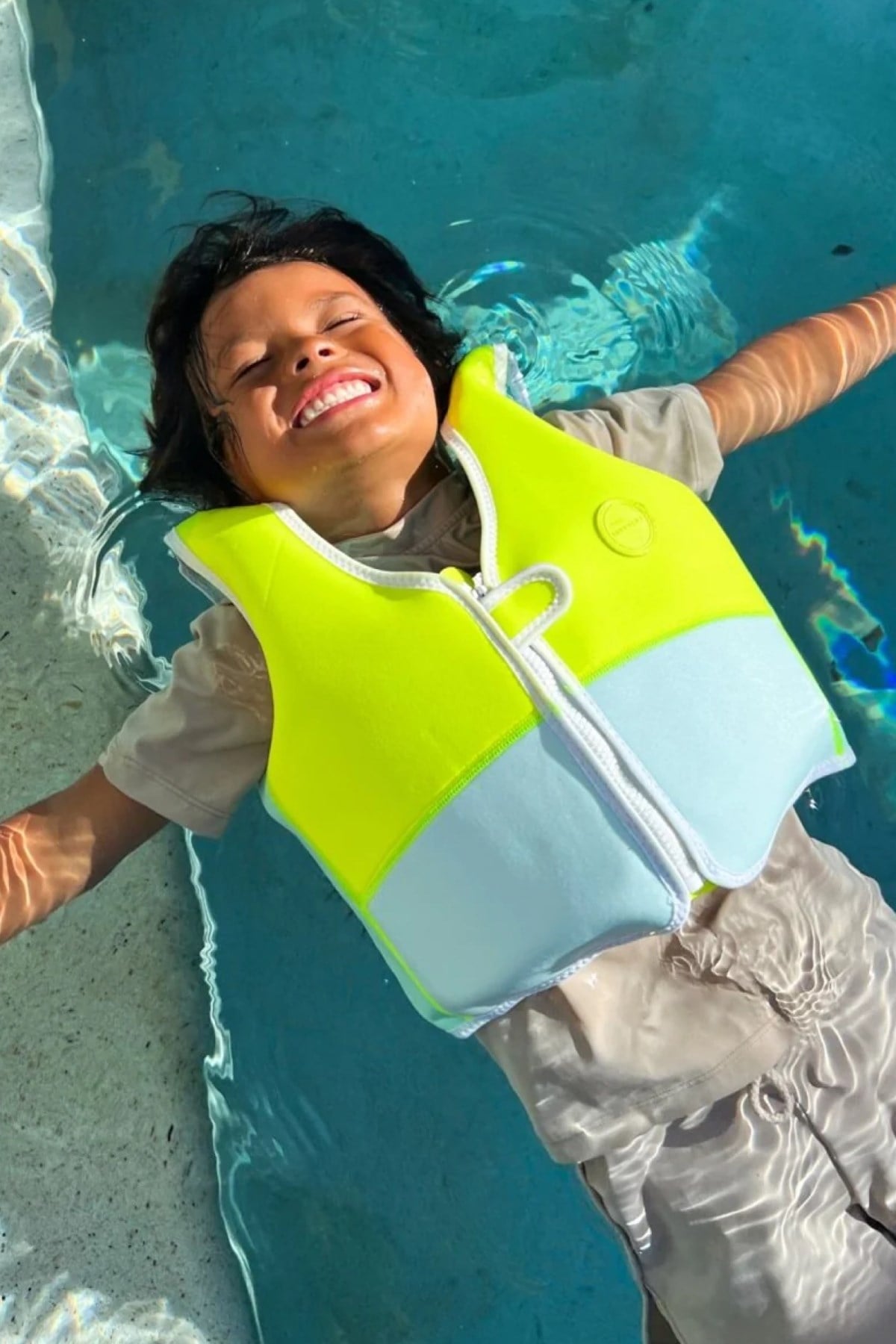 Sunnylife / Çocuk Can Yeleği Salty the Shark Aqua Neon Yellow Neon Sarı