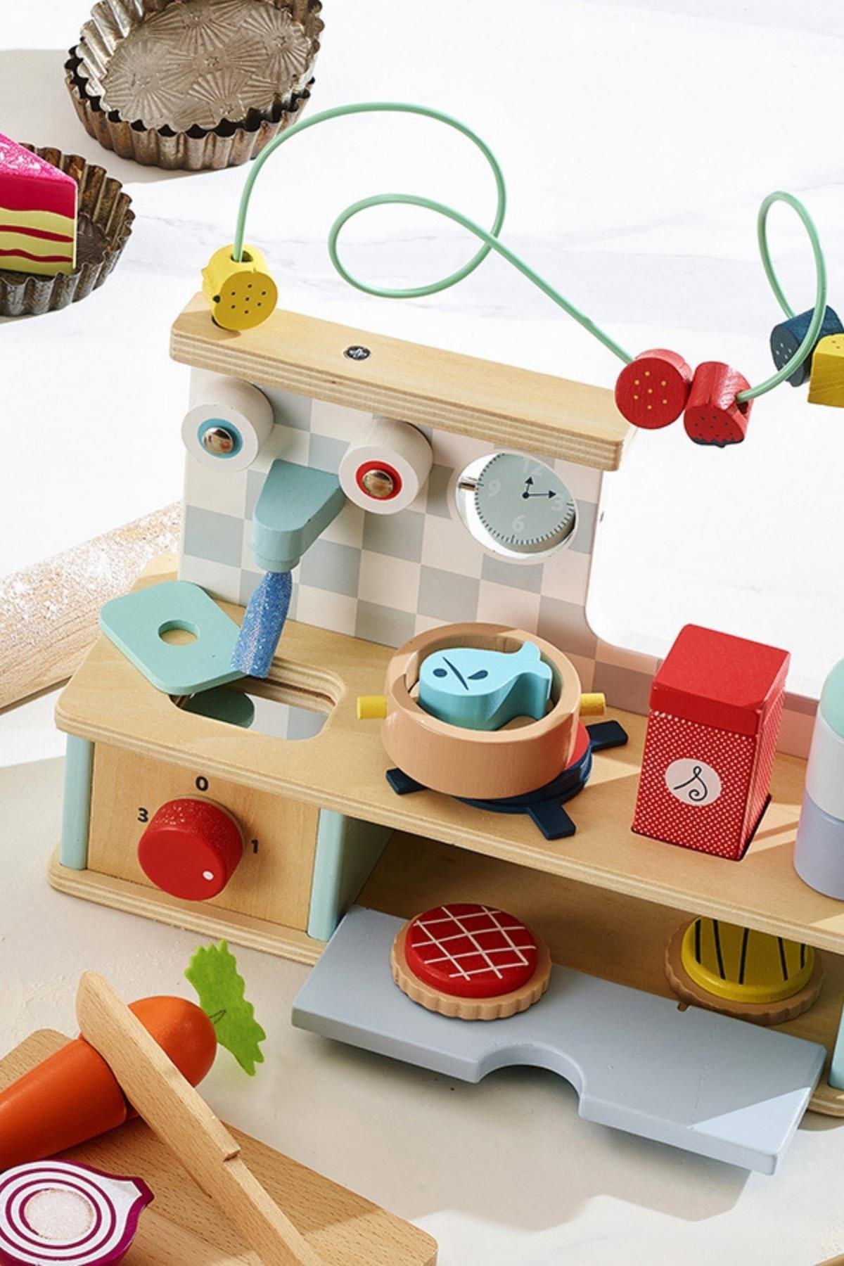 Vilac - Multi-activity Early-learning Kitchen - Aktiviteli Erken Öğrenme Mutfağı Çok Renkli