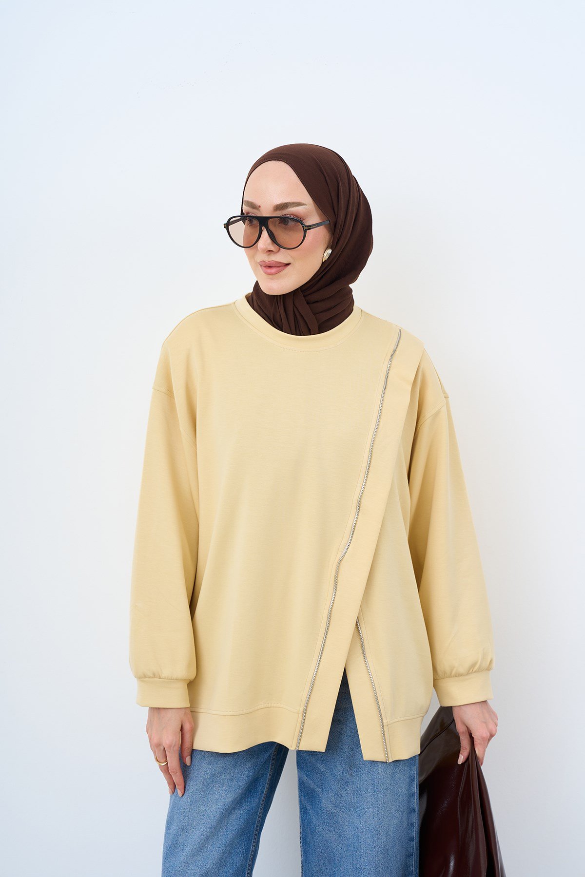 Asimetrik Fermuarlı Oversize Sweatshirt Sarı