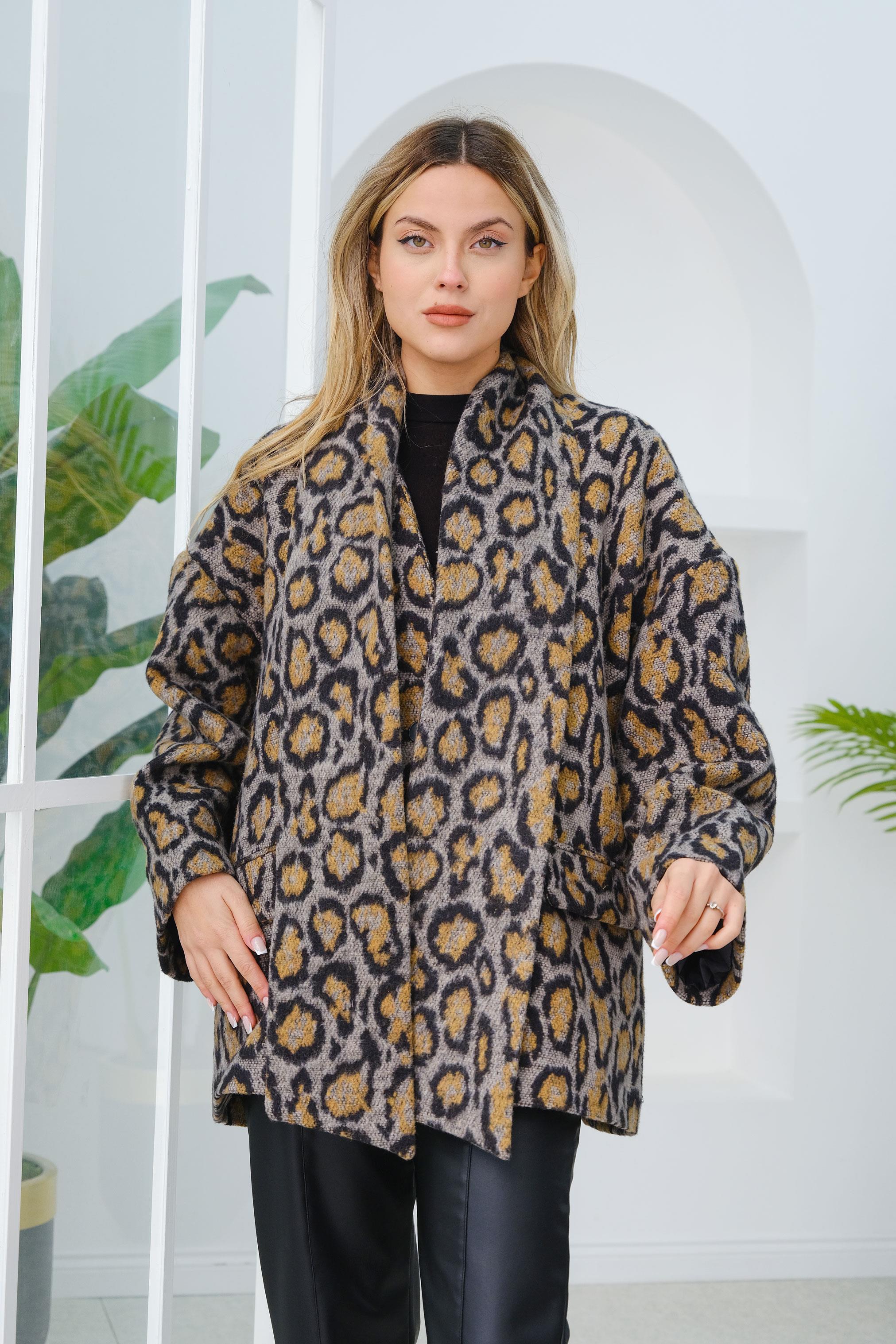 Atkı Aksesuarlı Leoparlı Kaşe Kahverengi