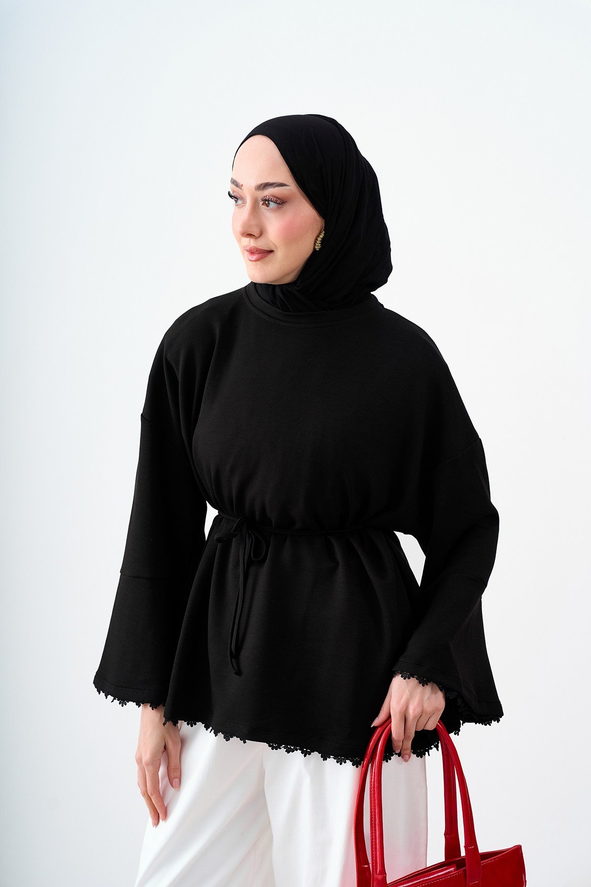 Bel Bağlamalı Dantel Detay Tunik Siyah
