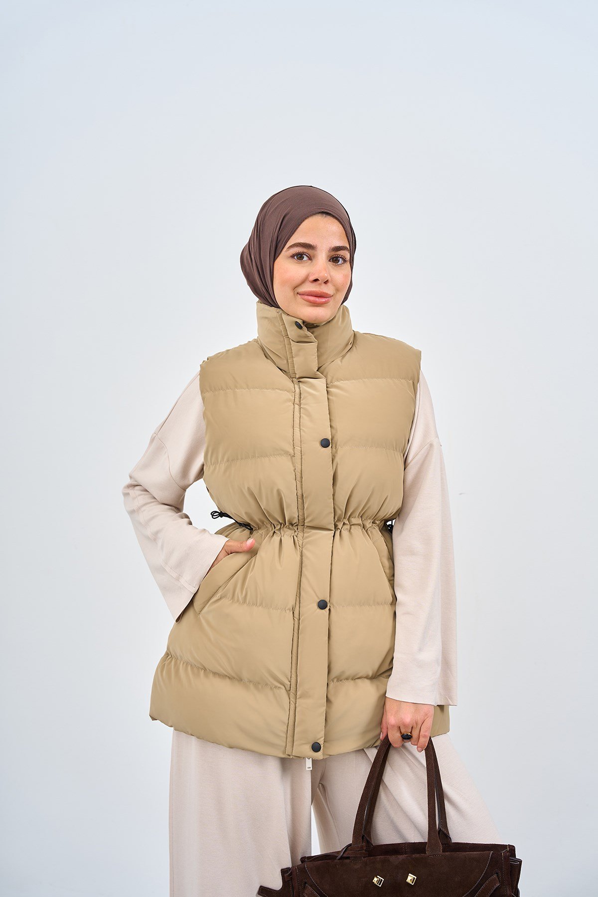 Beli Ayarlanabilir Çıtçıtlı Süet Yelek Krem