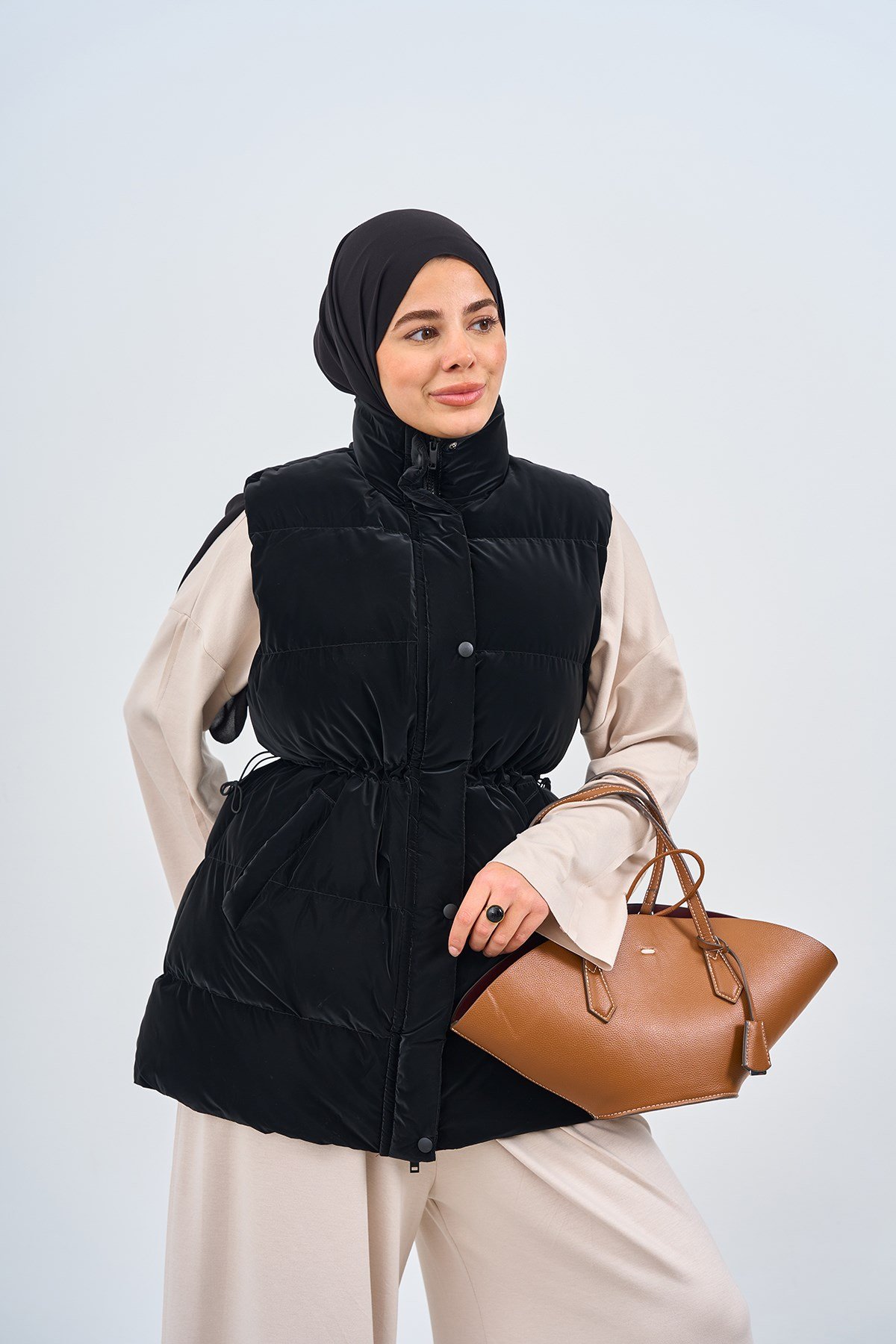 Beli Ayarlanabilir Çıtçıtlı Süet Yelek Siyah