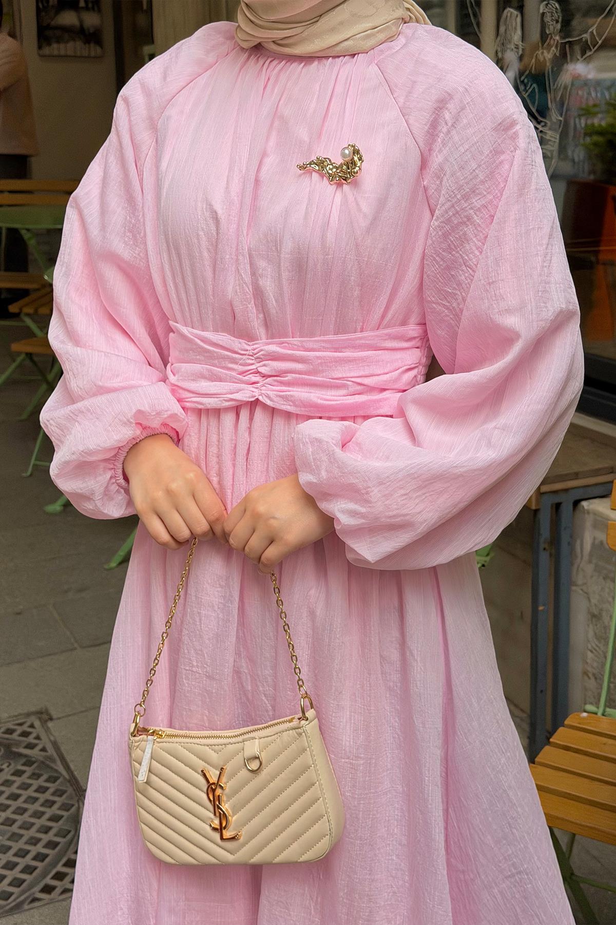 Beli Lastikli Kuşak Detay Elbise Pembe