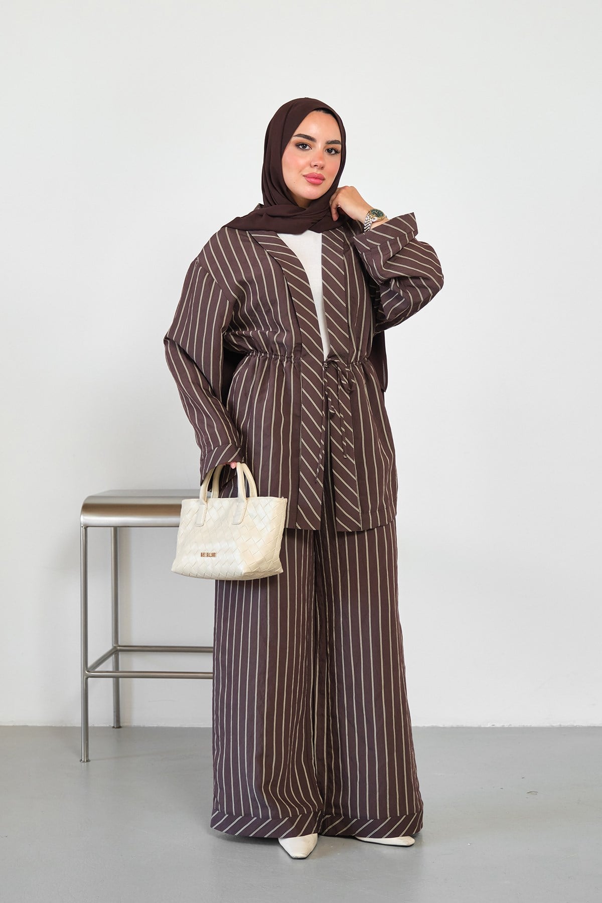 Beli Lastikli Önden Bağlamalı Çizgili Pantolonlu Kimono Takım Kahverengi