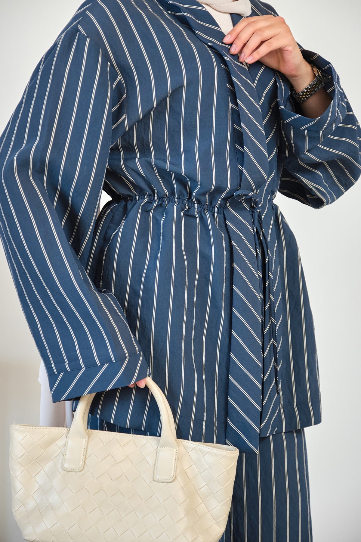Beli Lastikli Önden Bağlamalı Çizgili Pantolonlu Kimono Takım Lacivert