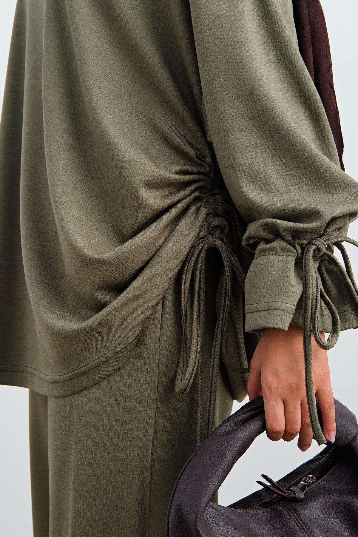 Bilek Biye Bağlama Detay Bel Bağlamalı Takım Haki Yeşil