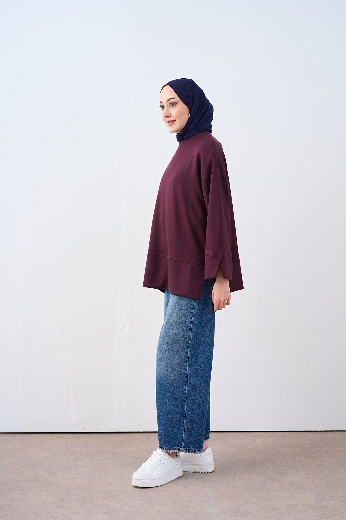 Bisiklet Yaka Çima Detay Sweatshirt Bordo