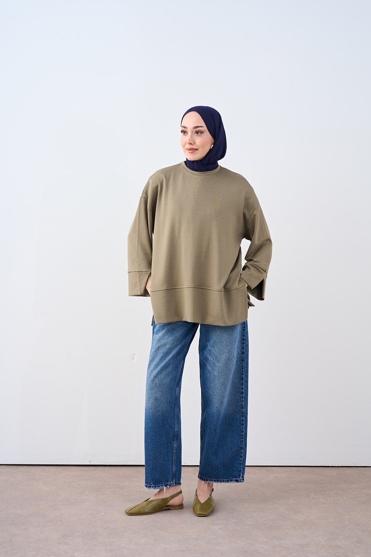 Bisiklet Yaka Çima Detay Sweatshirt Yeşil