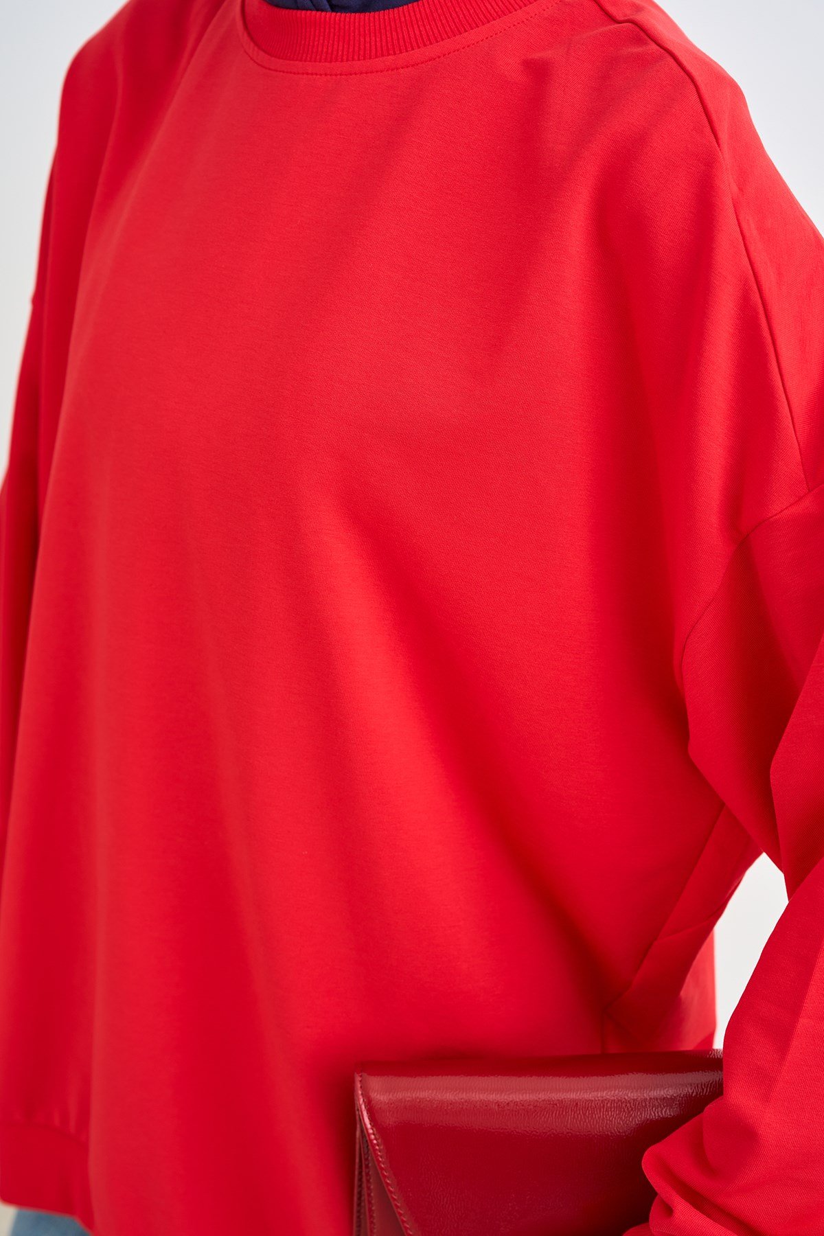 Bisiklet Yaka Oversize Sweatshirt Kırmızı