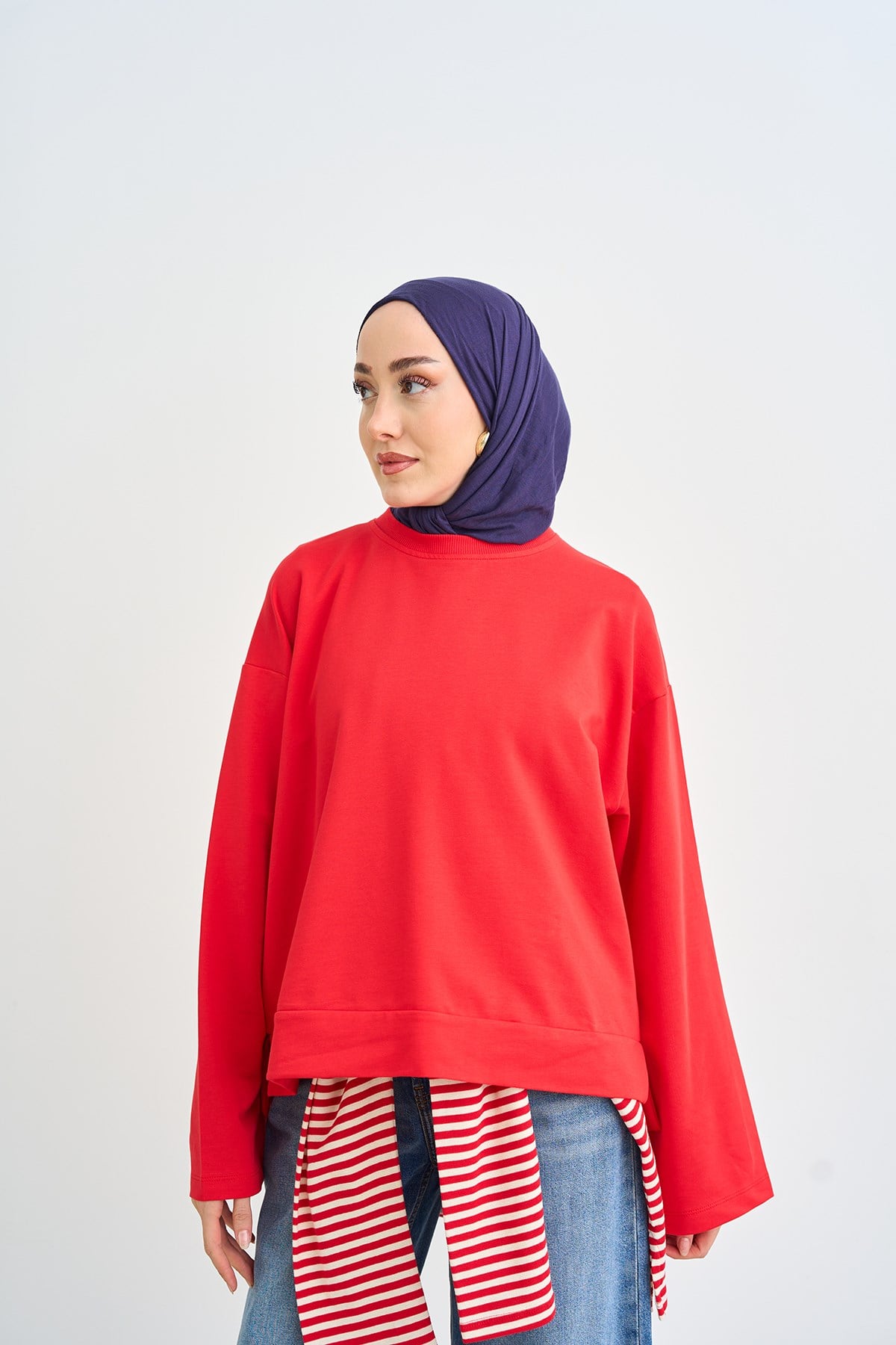 Bisiklet Yaka Sweatshirt Kırmızı