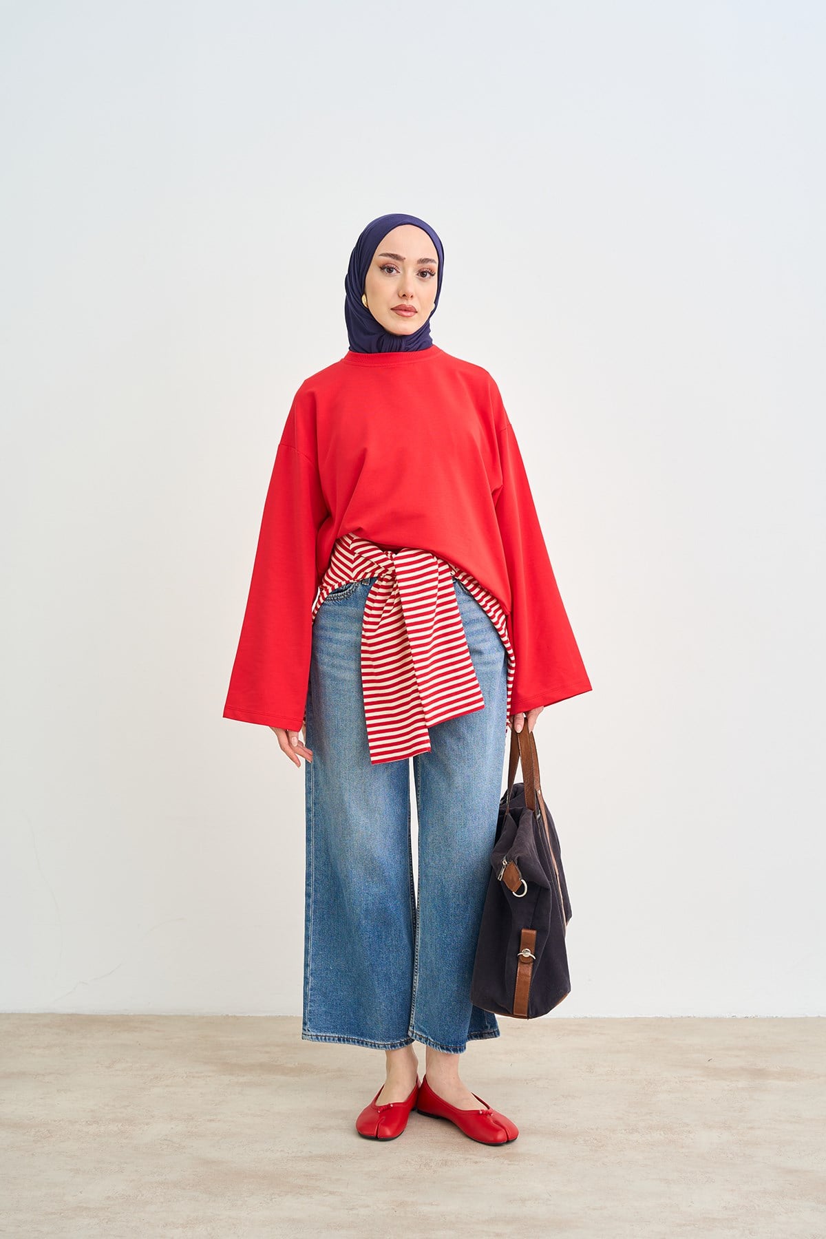 Bisiklet Yaka Sweatshirt Kırmızı