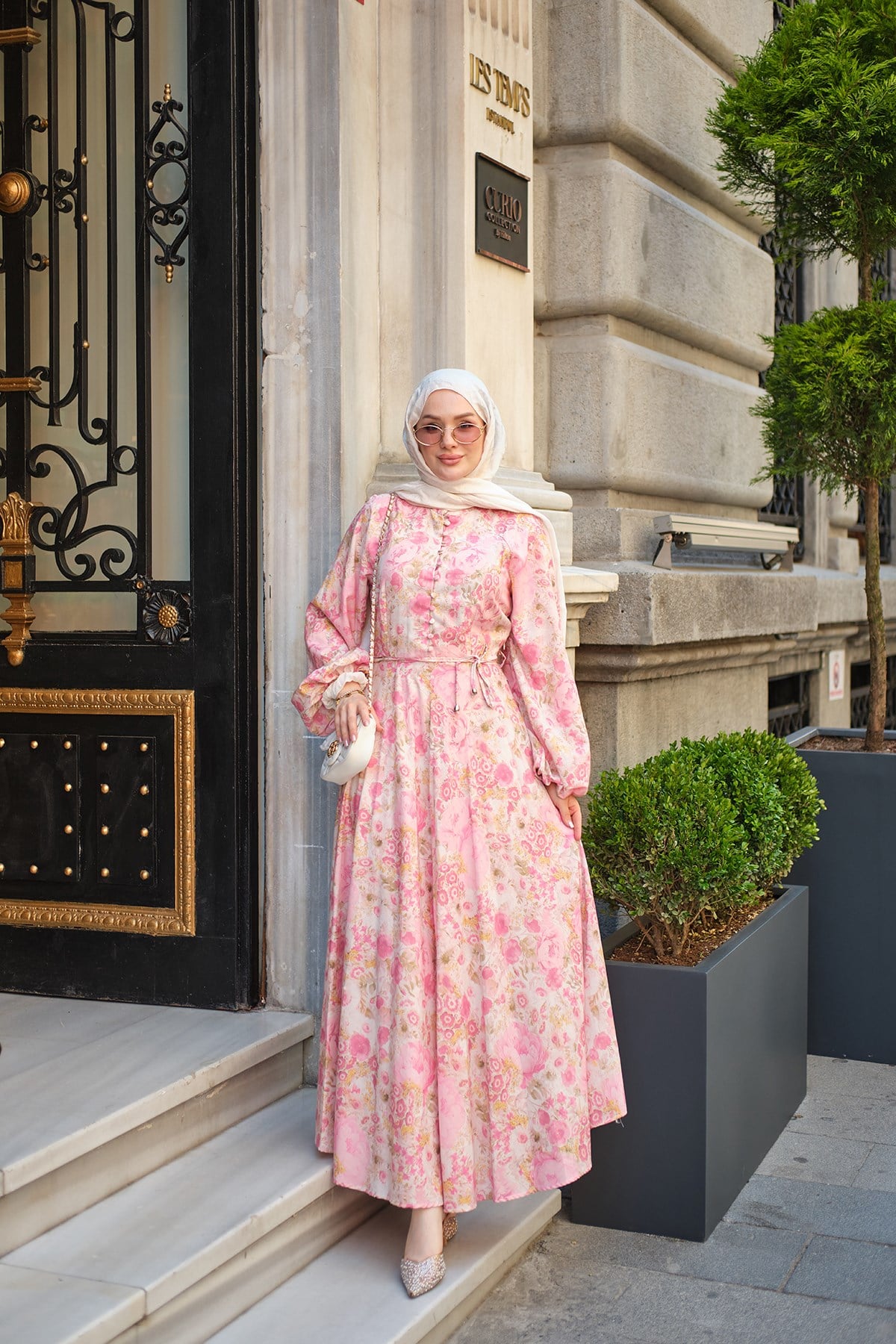 Çiçek Desen Düğmeli Ve Bel Bağlamalı Elbise Açık Pembe