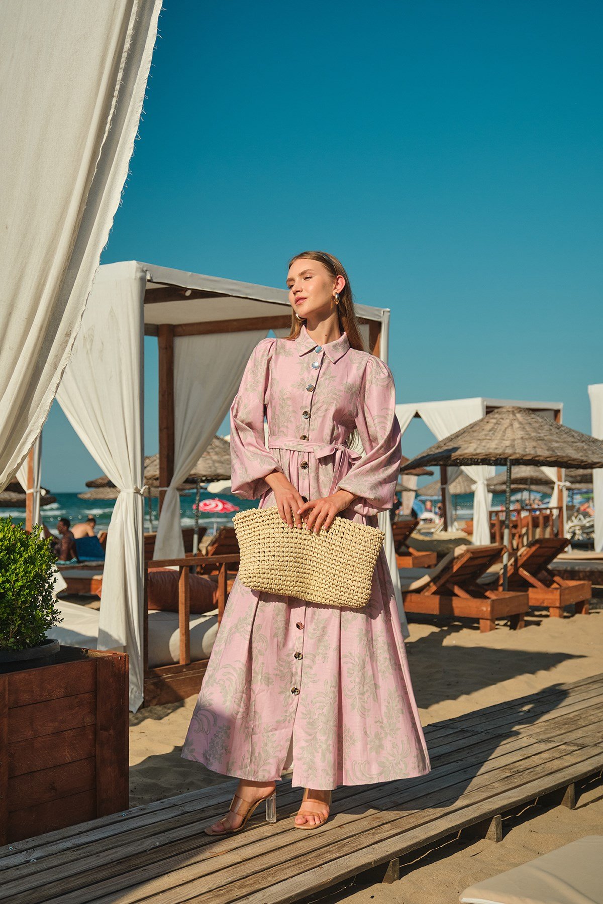 Çiçek Ve Yaprak Desen Boydan Düğmeli Bel Bağlamalı Keten Elbise Pembe