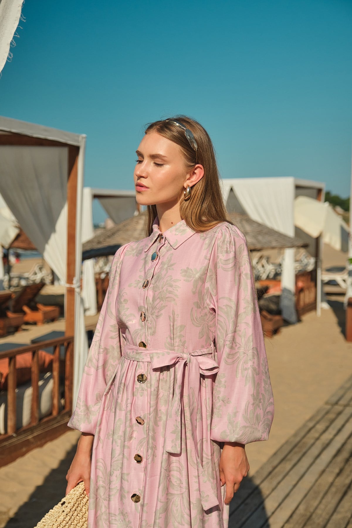 Çiçek Ve Yaprak Desen Boydan Düğmeli Bel Bağlamalı Keten Elbise Pembe