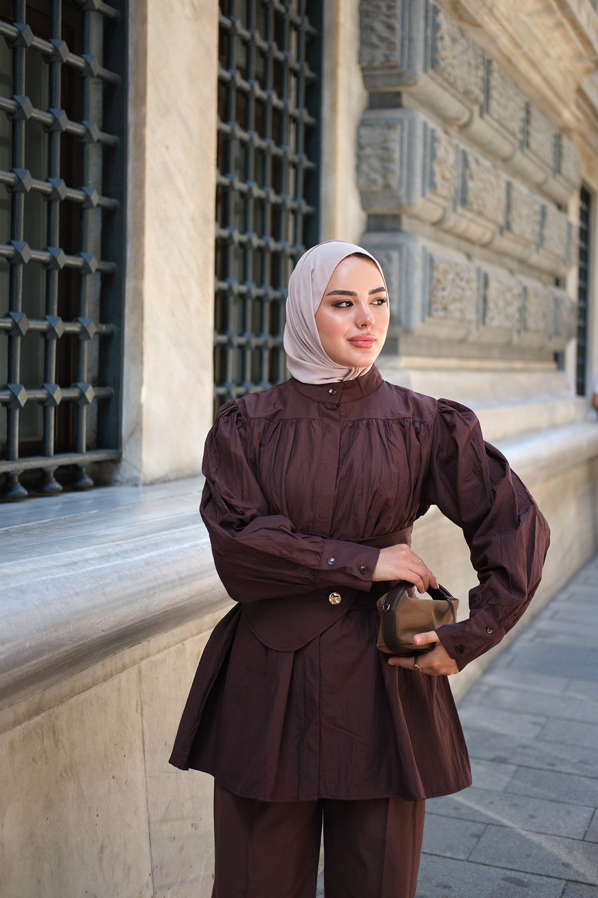 Çima Detay Hakim Yaka Takım Acı Kahve