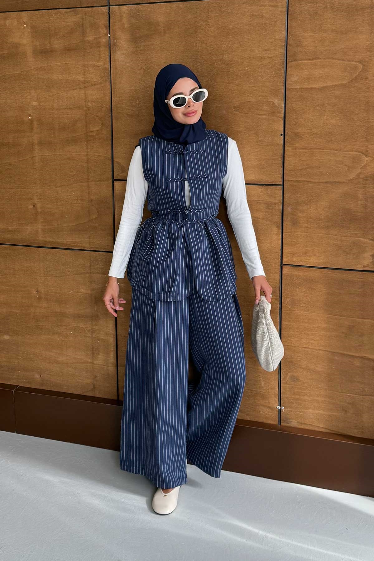 Çin Düğme Detay Bel Bağlamalı Yelekli Takım Lacivert