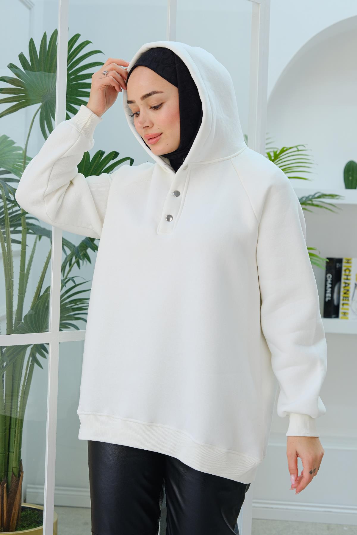 Çıt Çıt Detay Kapüşonlu Sweat Beyaz