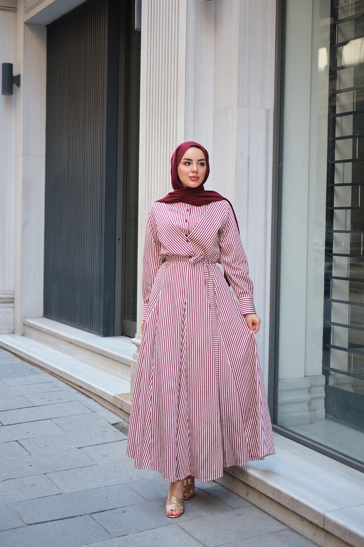 Çizgi Desenli Bel Bağlamalı Elbise Bordo