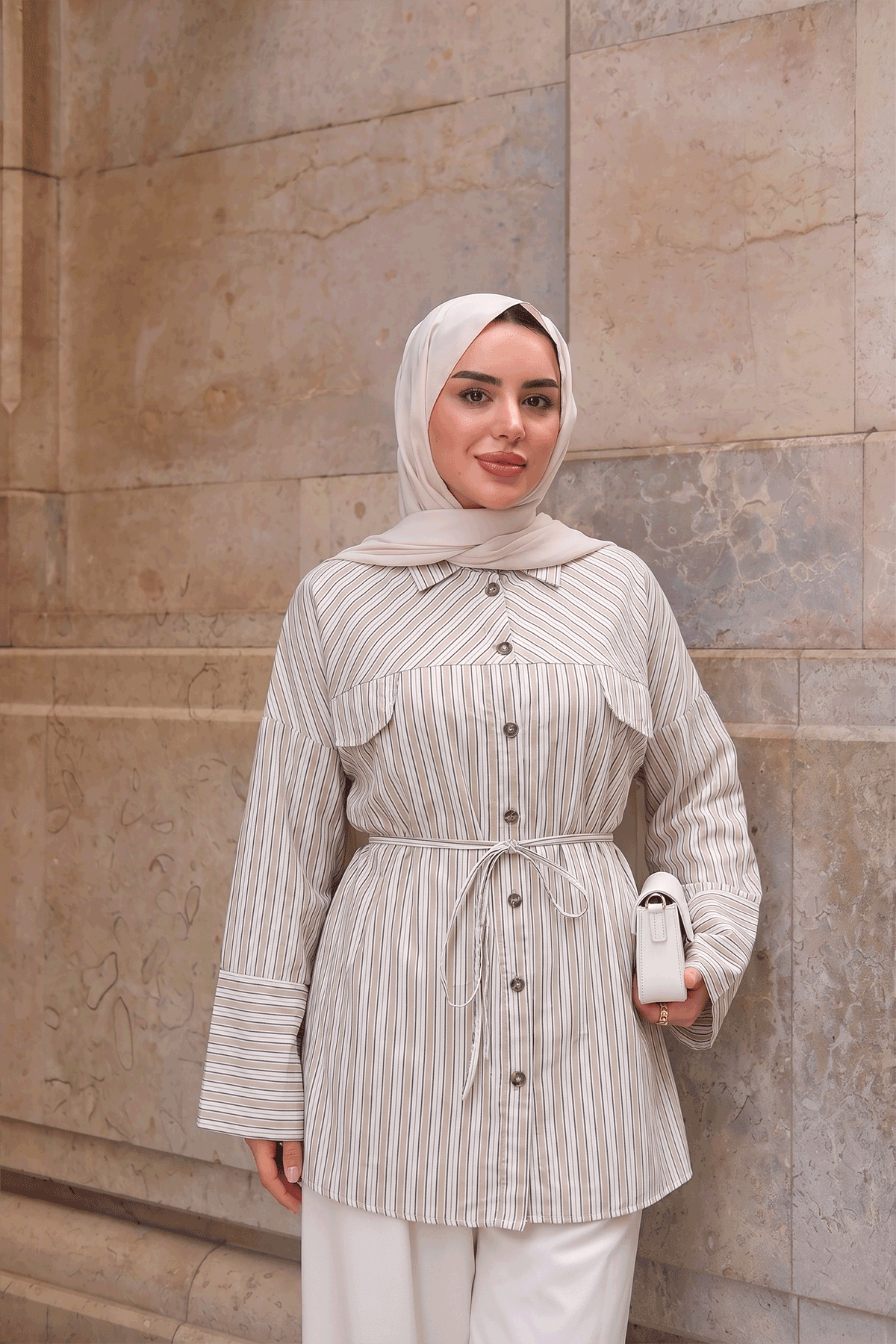 Çizgi Desenli Bel Bağlamalı Gömlek Vizon