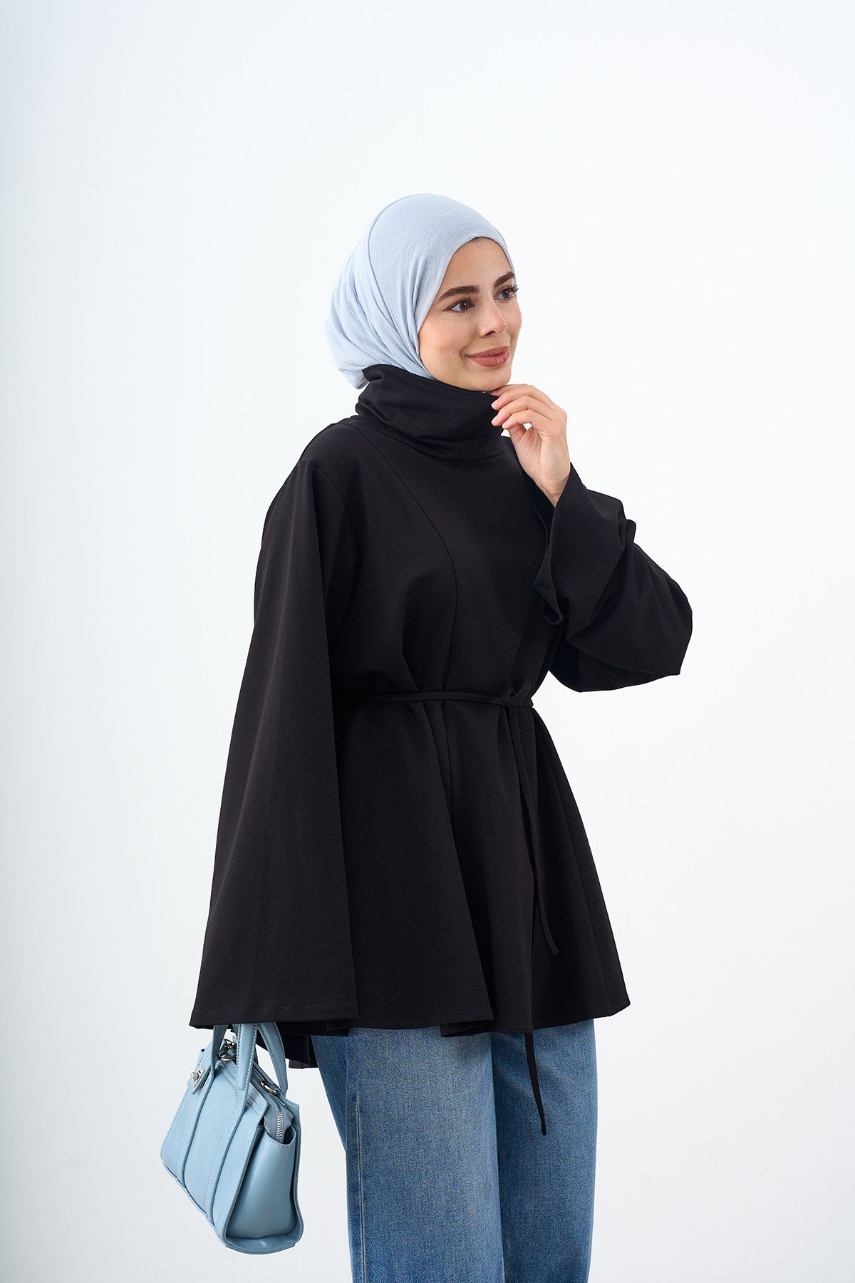 Dik Yaka Biye Detay Tunik Siyah