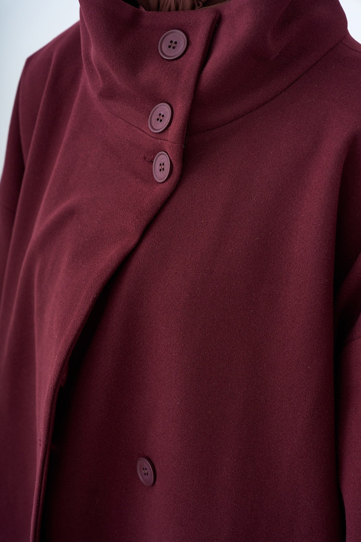 Dik Yaka Kol Düğme Detay İç Astarlı Oversize Kaşe Kaban Bordo