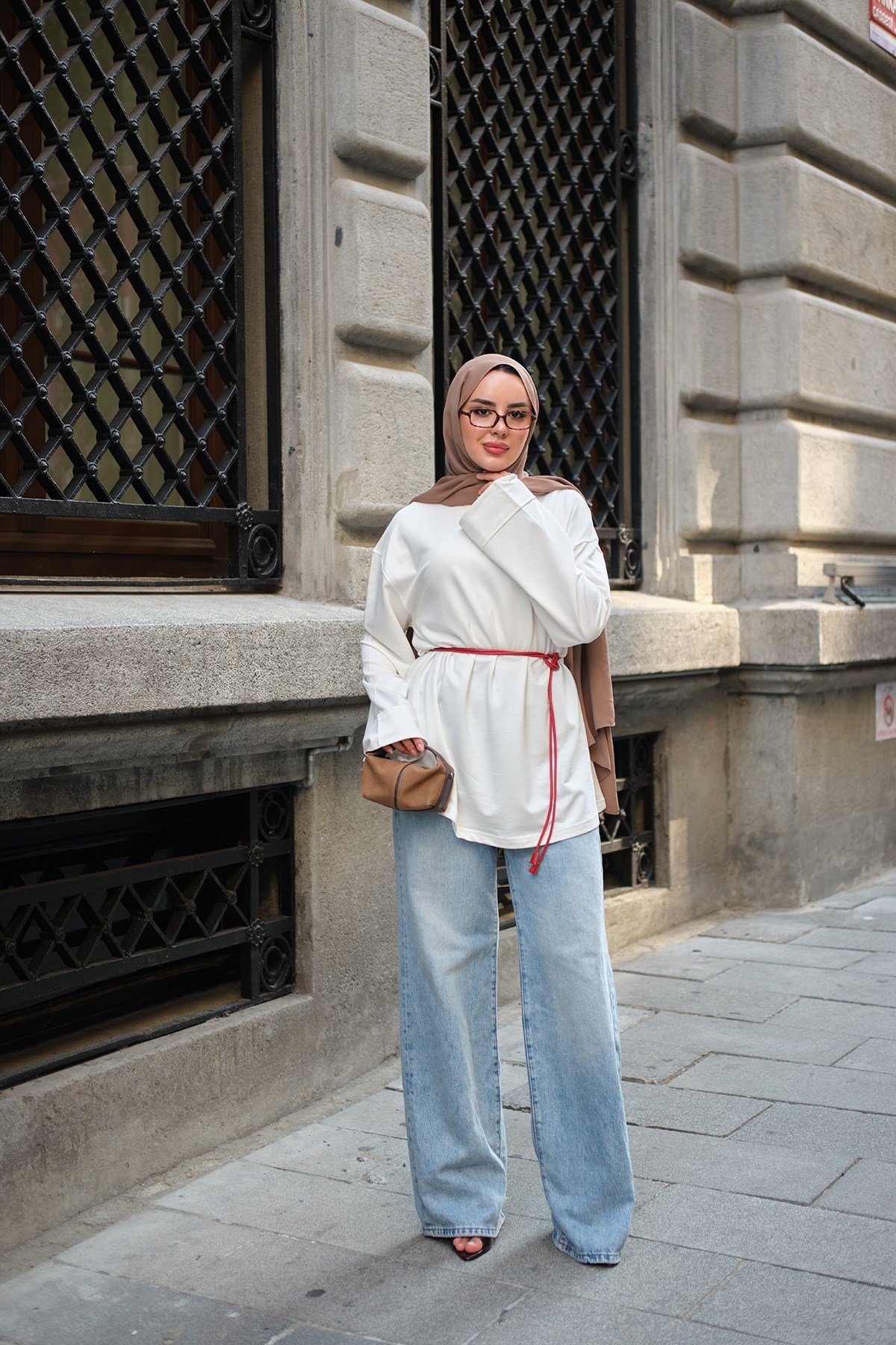 Dikiş Detaylı Basıc Sweat Ekru