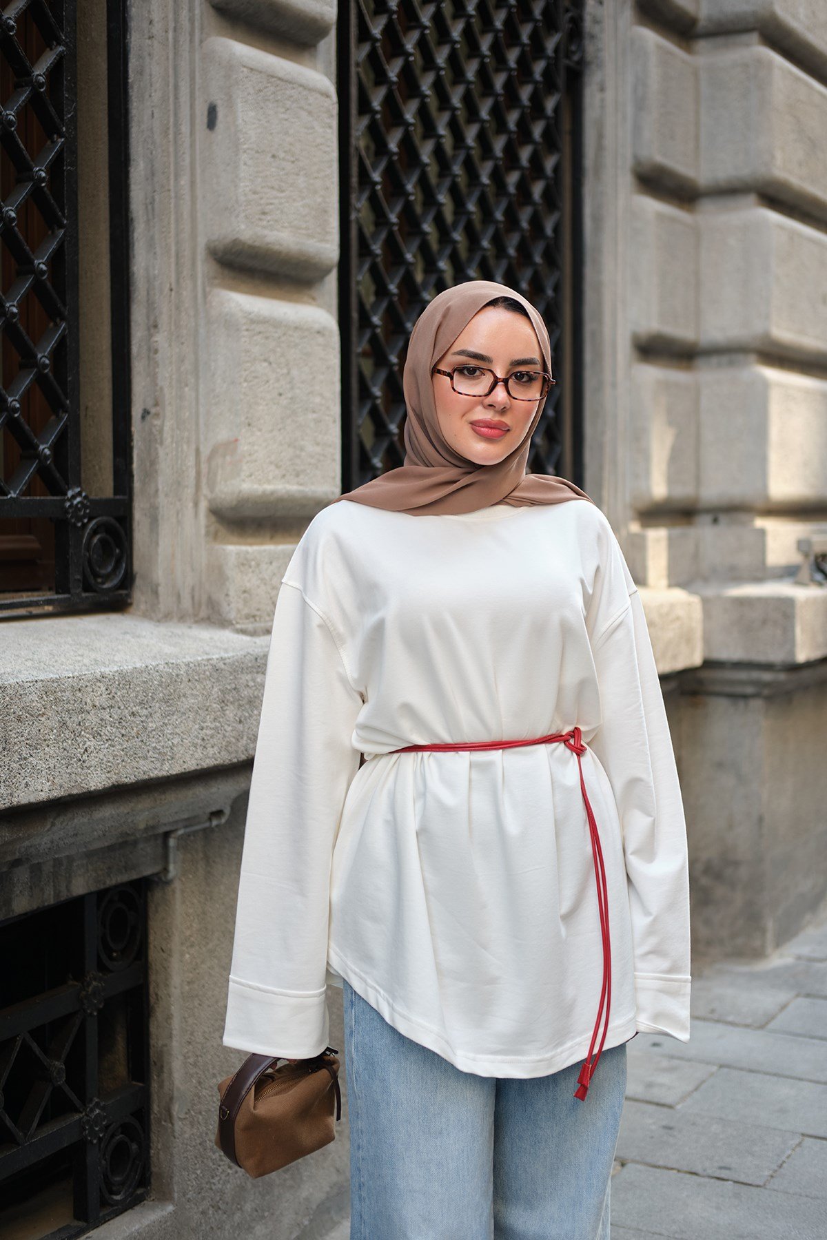 Dikiş Detaylı Basıc Sweat Ekru