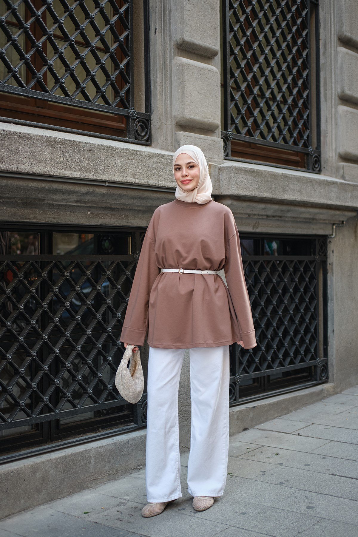 Dikiş Detaylı Basıc Sweat Kahverengi