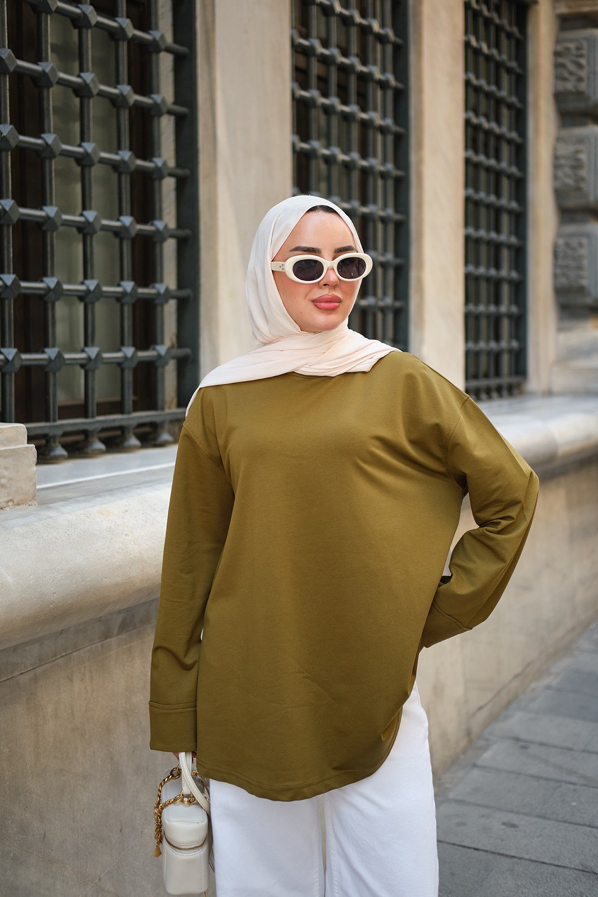 Dikiş Detaylı Basıc Sweat Yağ Yeşil