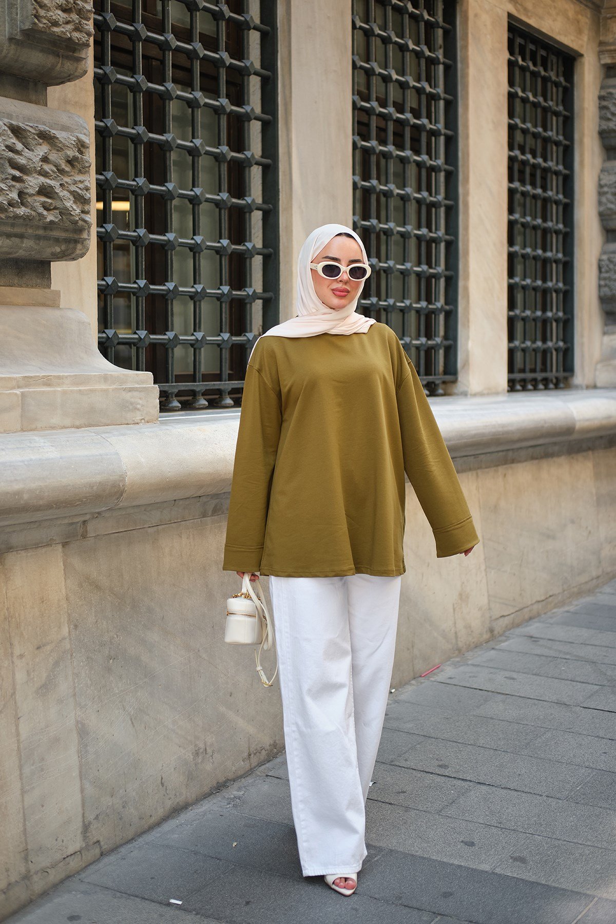 Dikiş Detaylı Basıc Sweat Yağ Yeşil