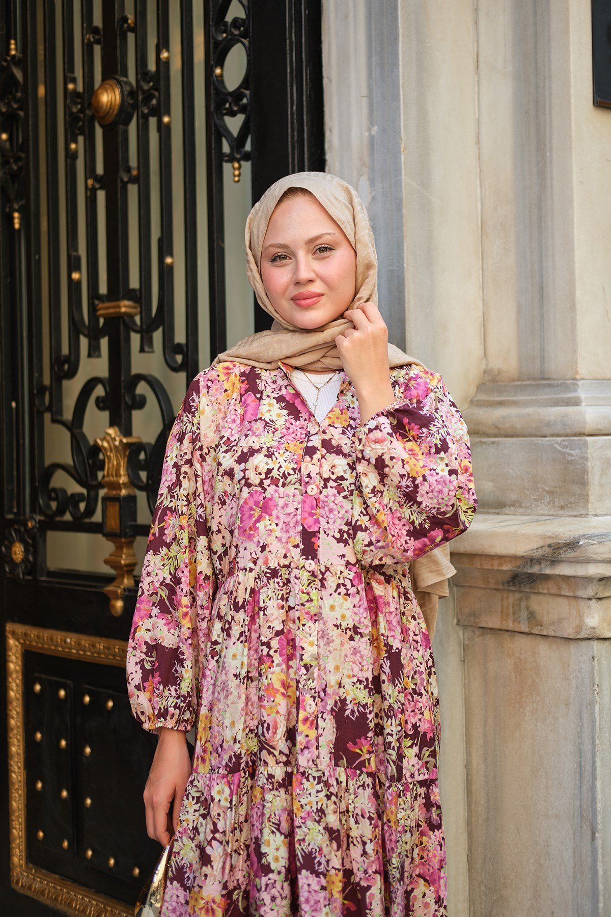 Düğmeli Çiçek Desen Viskon Elbise Pembe