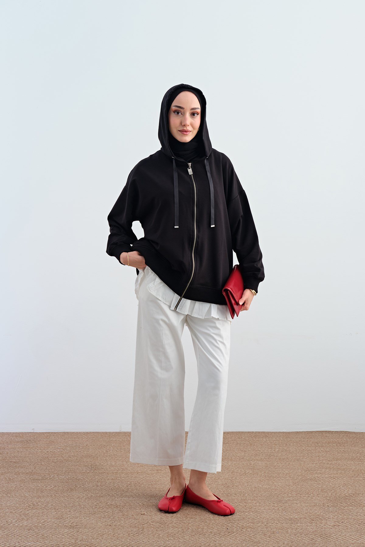 Etek Ve Fırfır Detay Çift Renk Sweatshirt Siyah