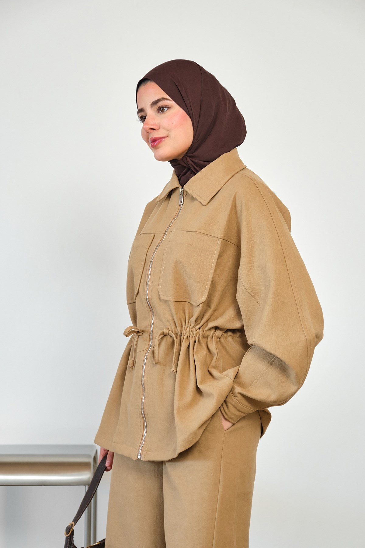 Gömlek Yaka Bel Büzgülü Pantolonlu Takım Camel
