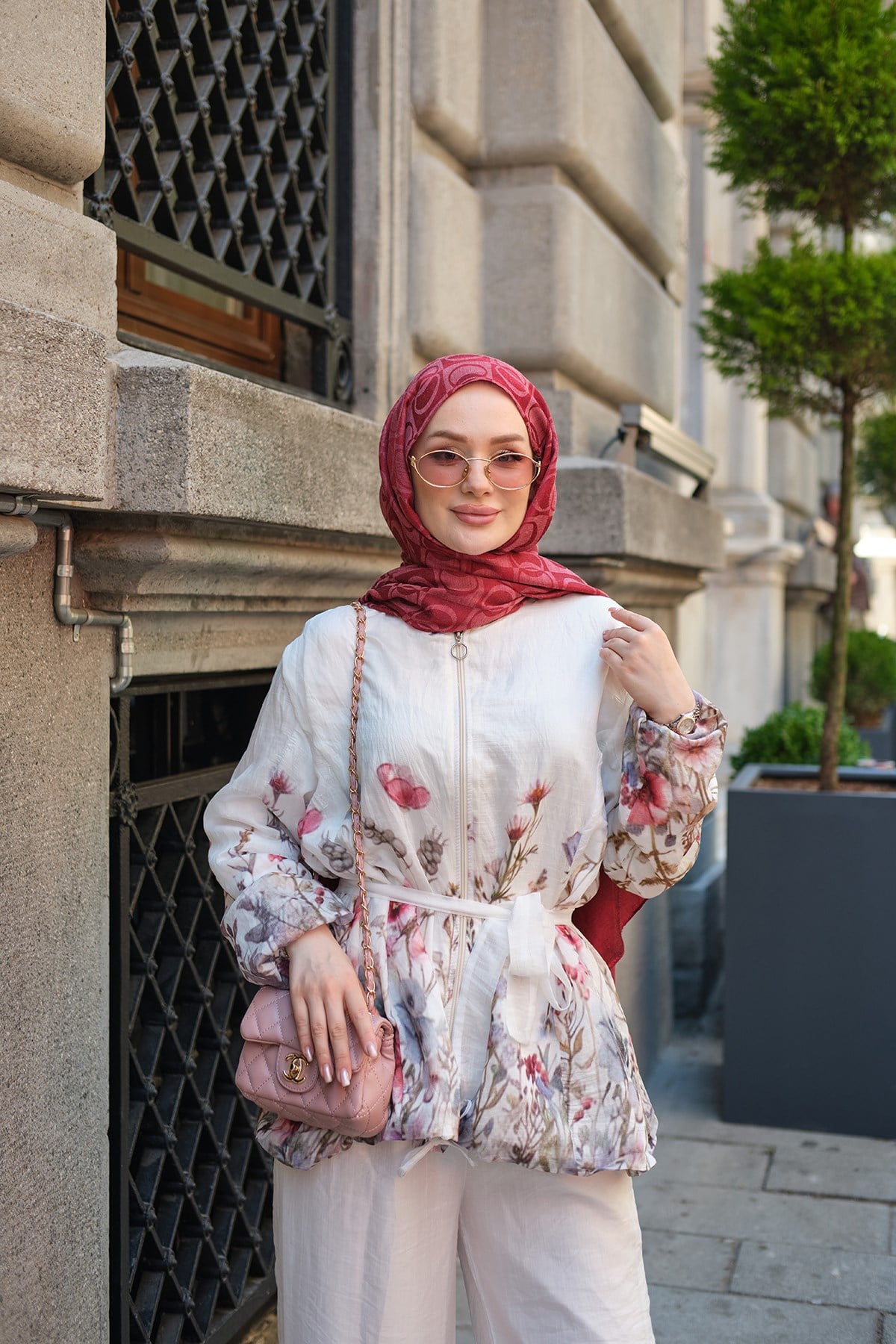 İç Astarlı Çiçek Ve Yaprak Desen Bel Bağlamalı Tül Takım Beyaz