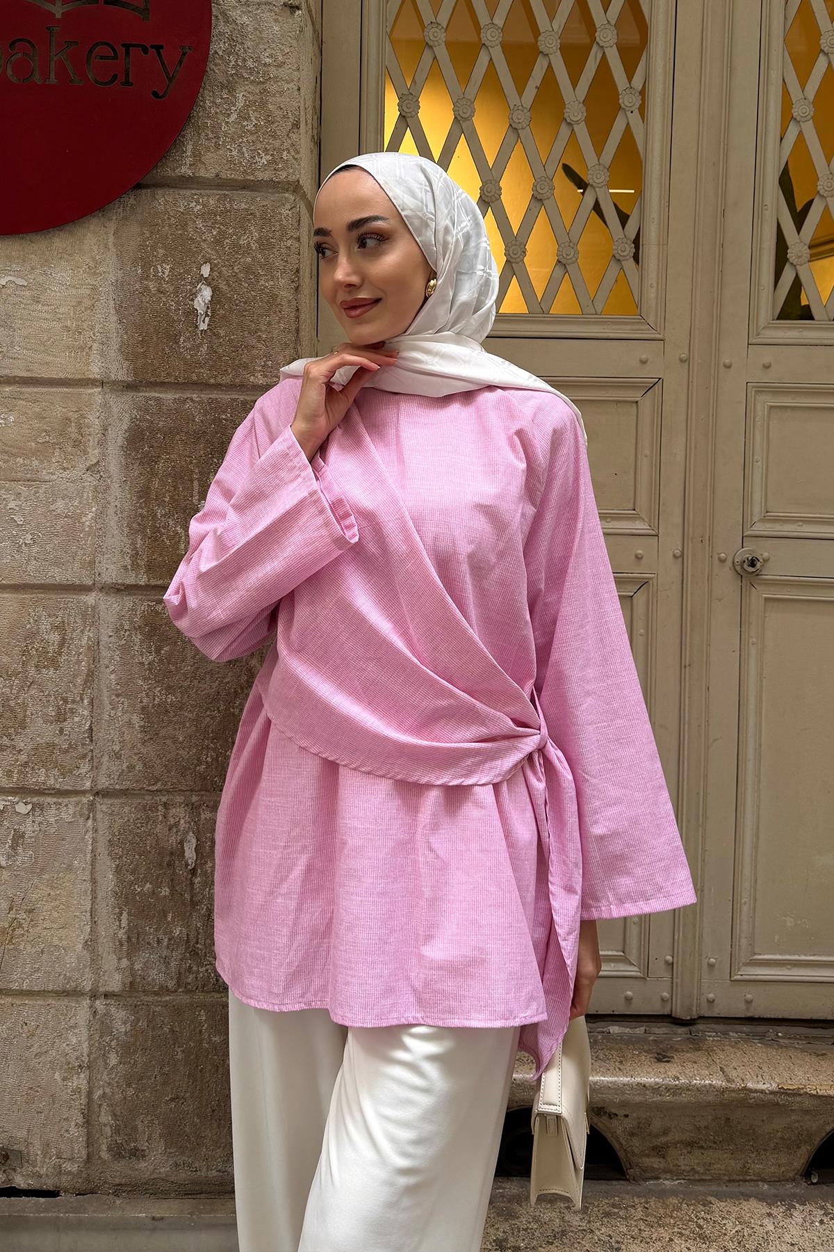 İnce Çizgili Kruvaze Yaka Tunik Pembe