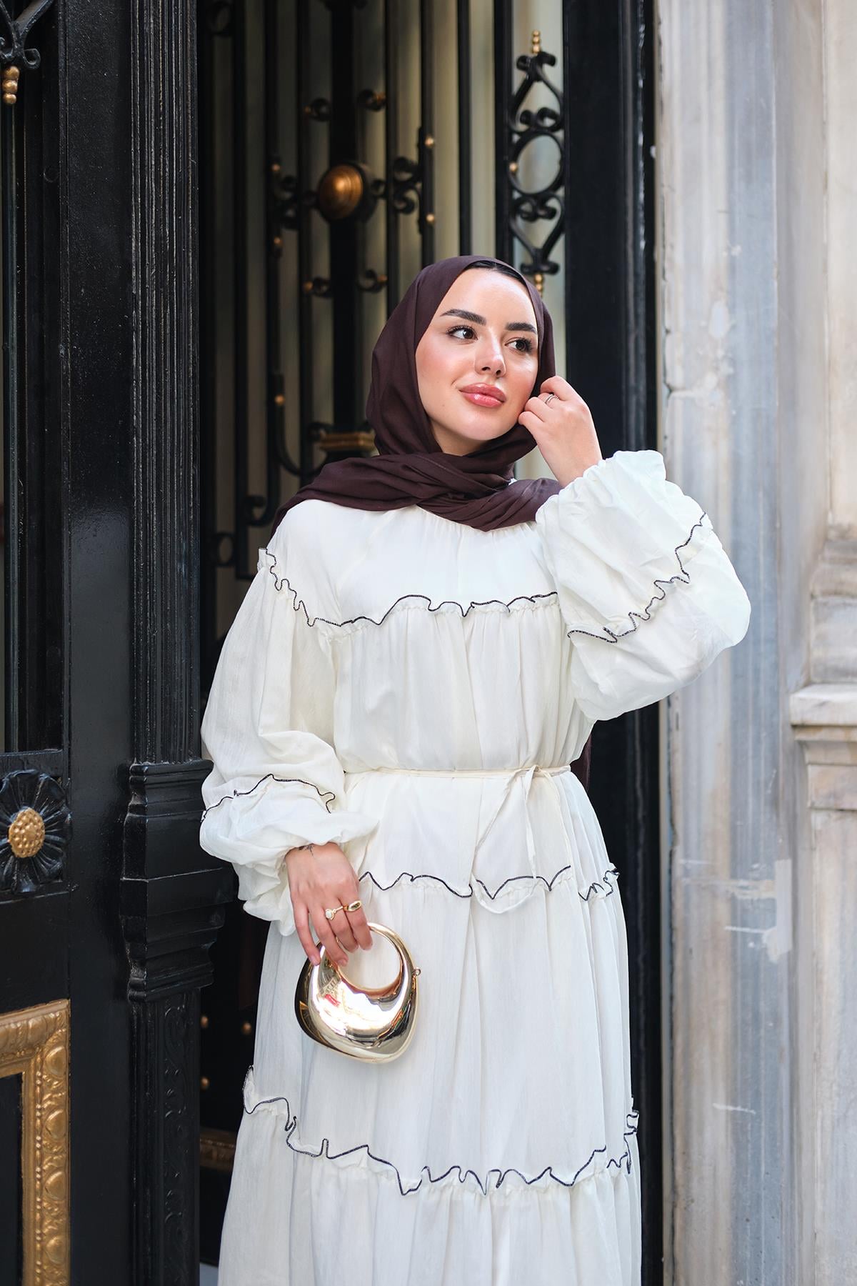 İnce Şerit Detaylı Bel Bağlamalı Tül Elbise Beyaz