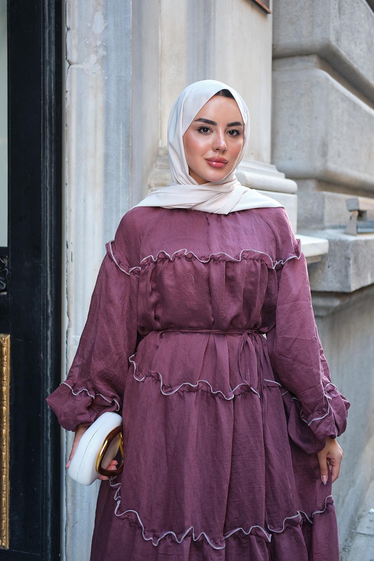 İnce Şerit Detaylı Bel Bağlamalı Tül Elbise Bordo