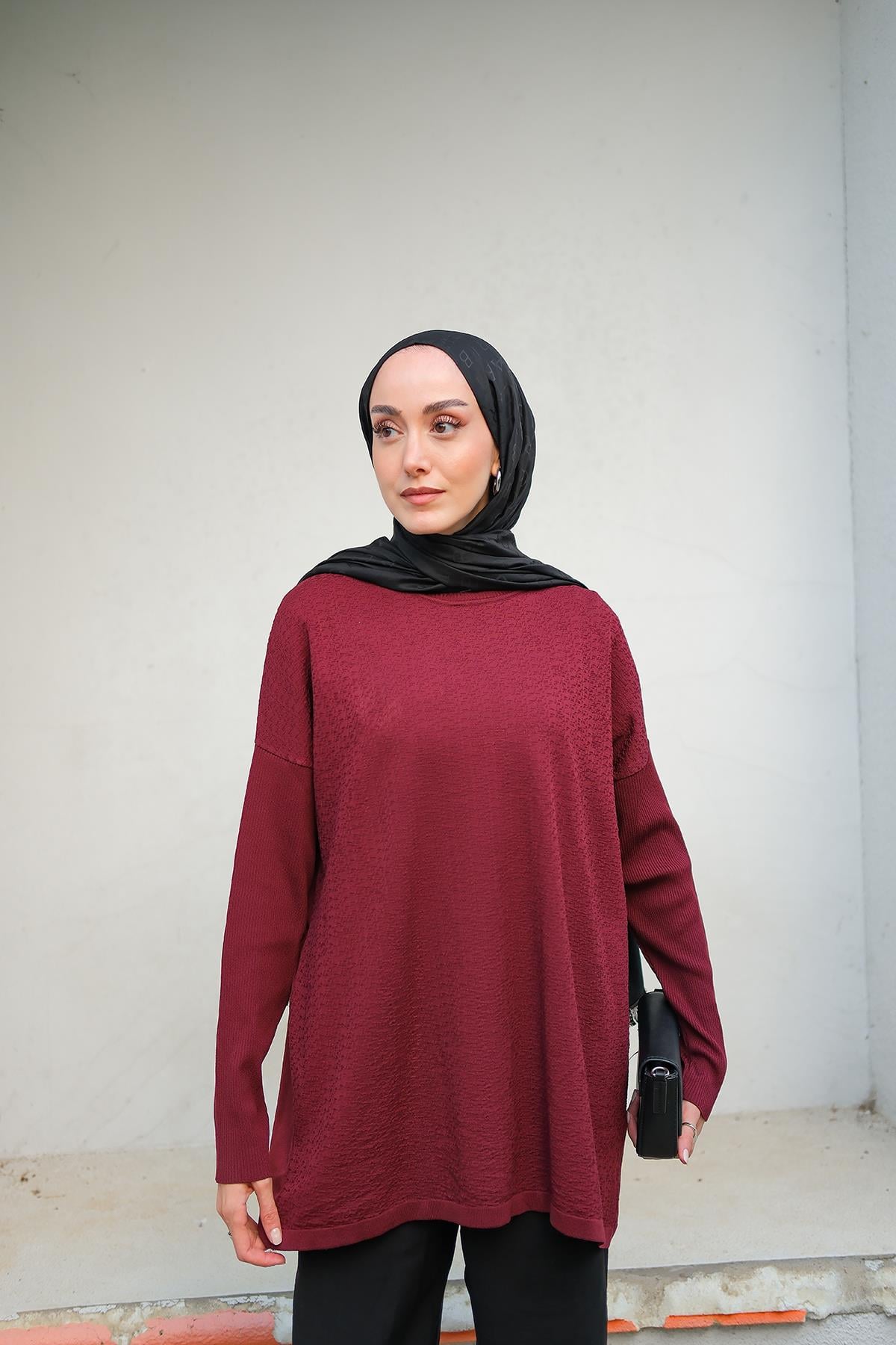 Kendinden Desenli Tunik Bordo